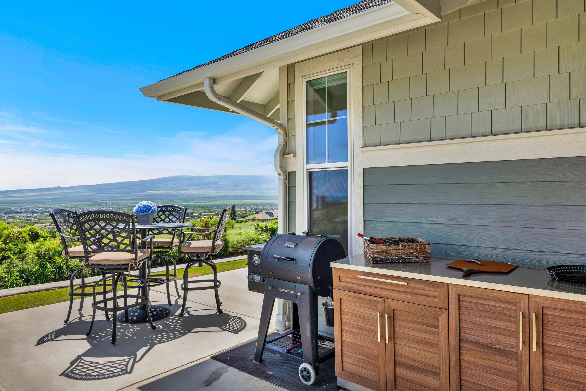 337  Laniuma Pl , Wailuku home - photo 31 of 38