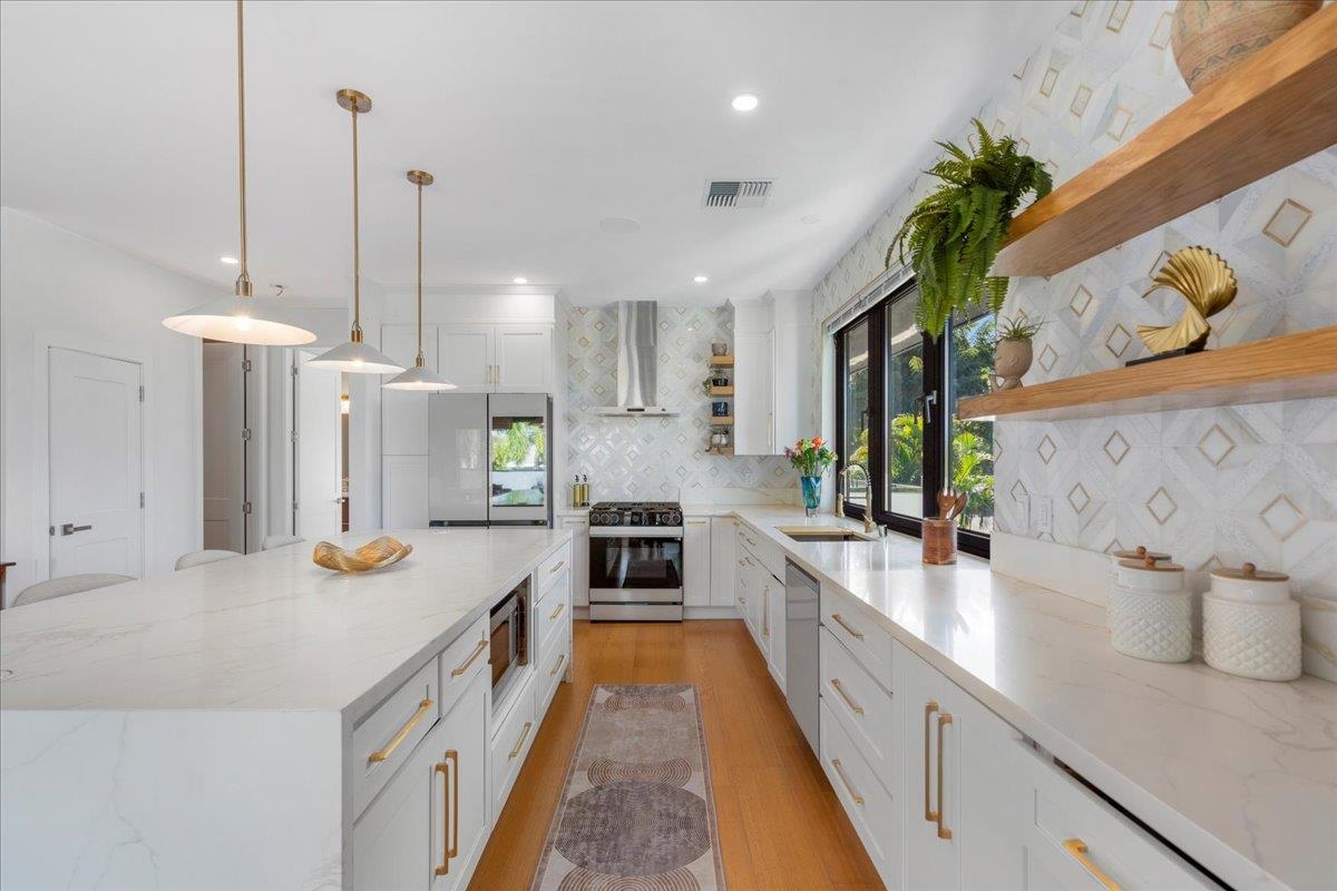 3378  Lani Ikena Way , Wailea/Makena home - photo 15 of 44