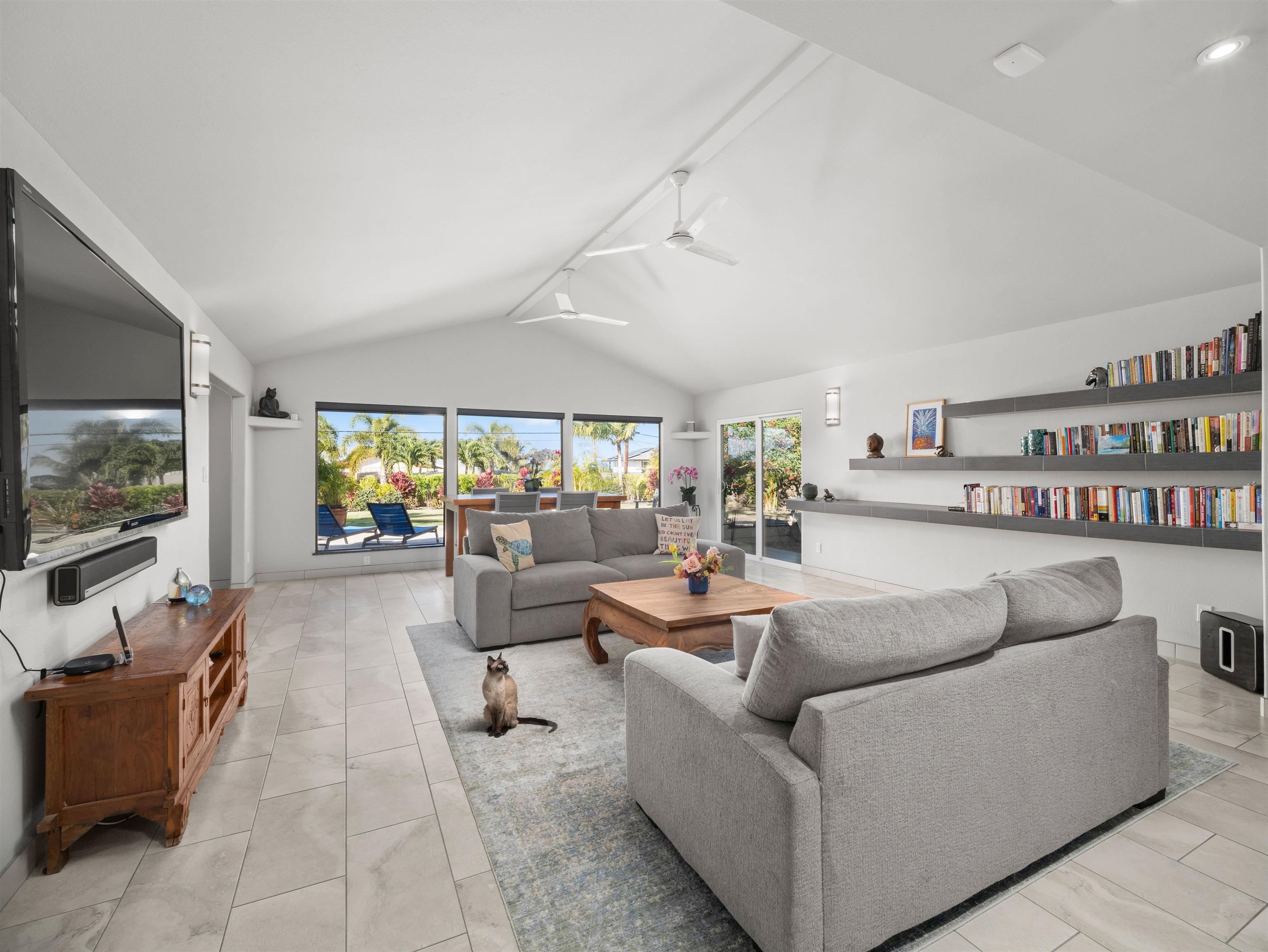 3379  Kehala Dr Maui Meadows, Maui Meadows home - photo 2 of 29