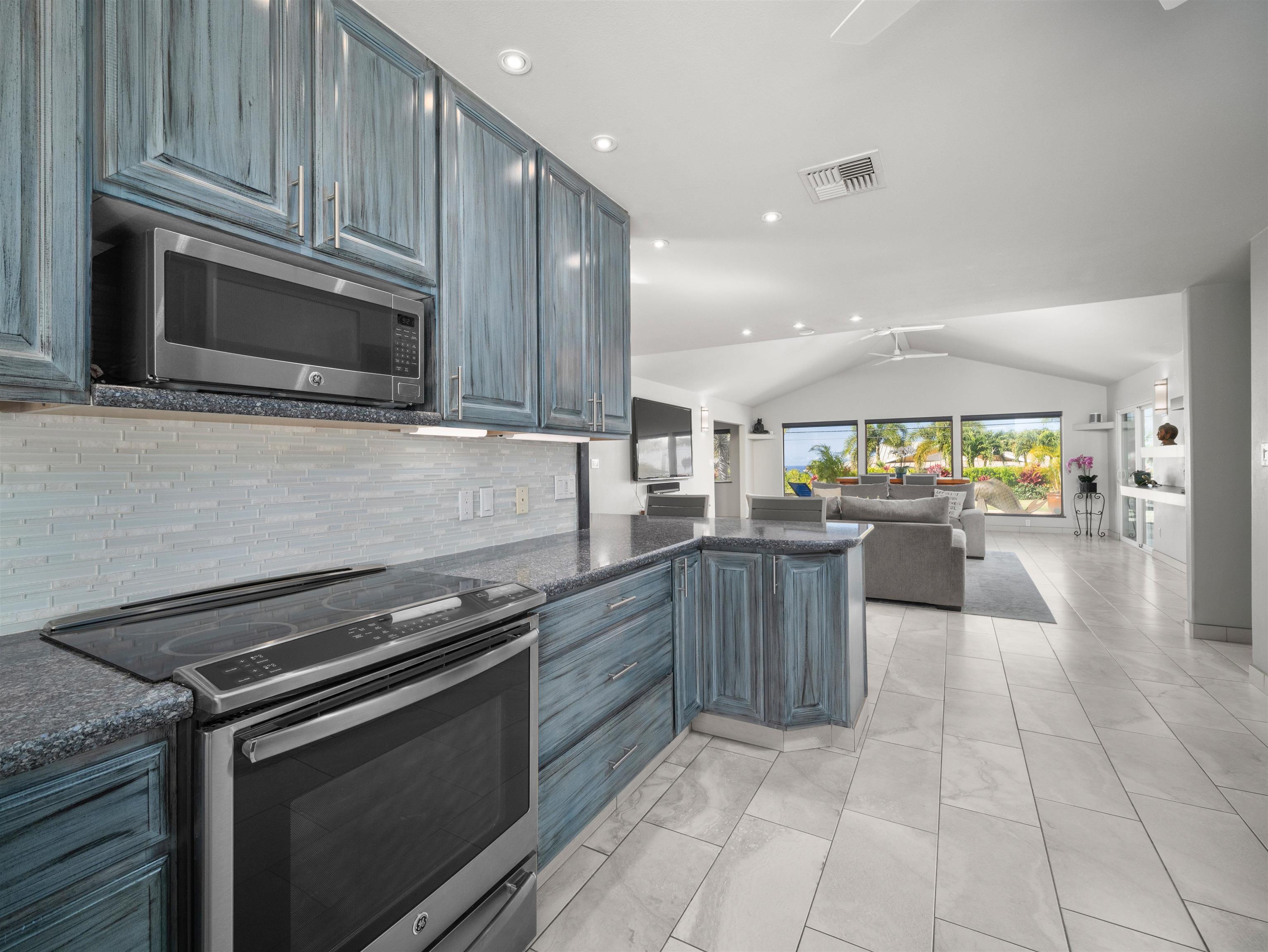 3379  Kehala Dr Maui Meadows, Maui Meadows home - photo 6 of 29