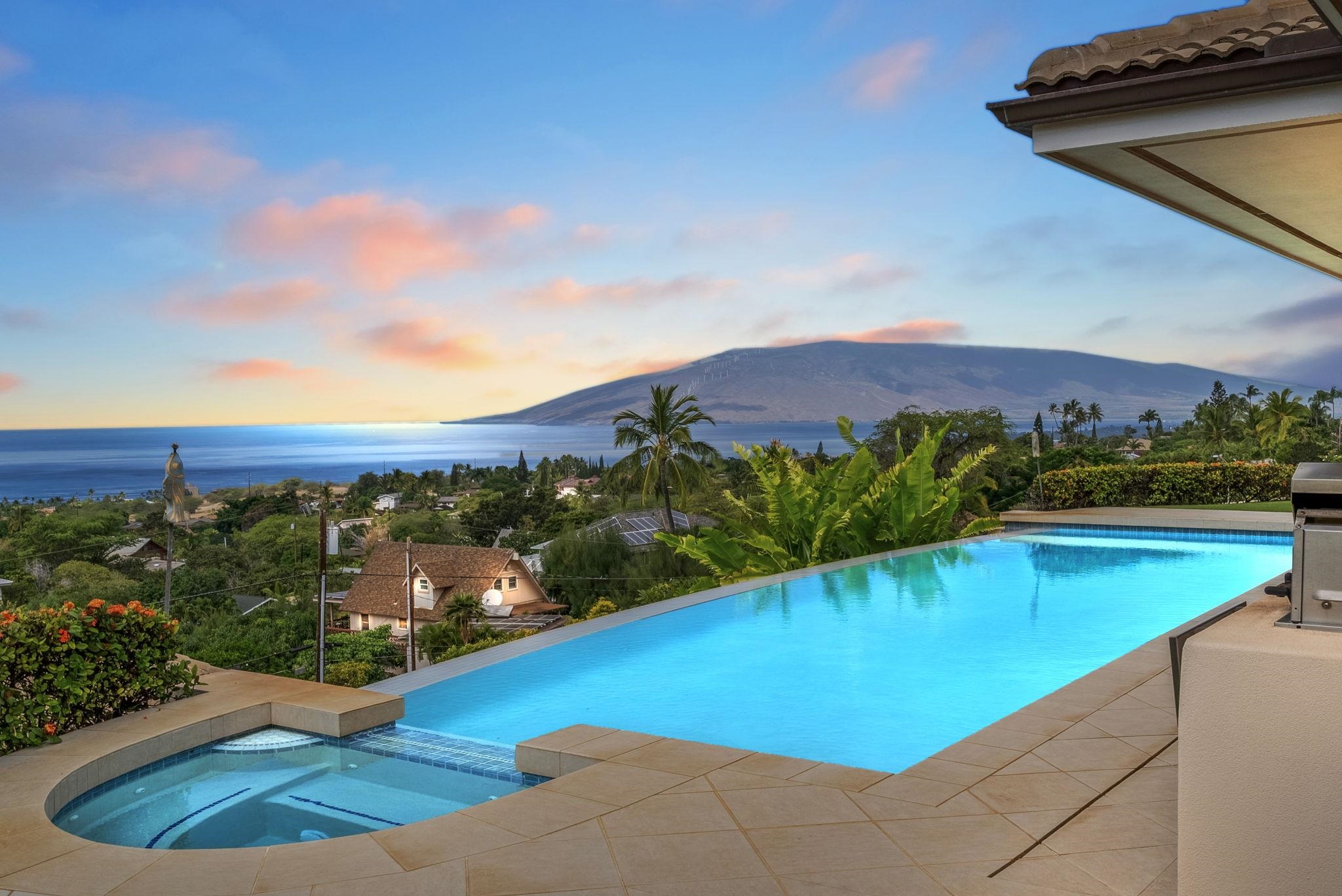 3387  Kuaua Pl Maui Meadows, Maui Meadows home - photo 3 of 50