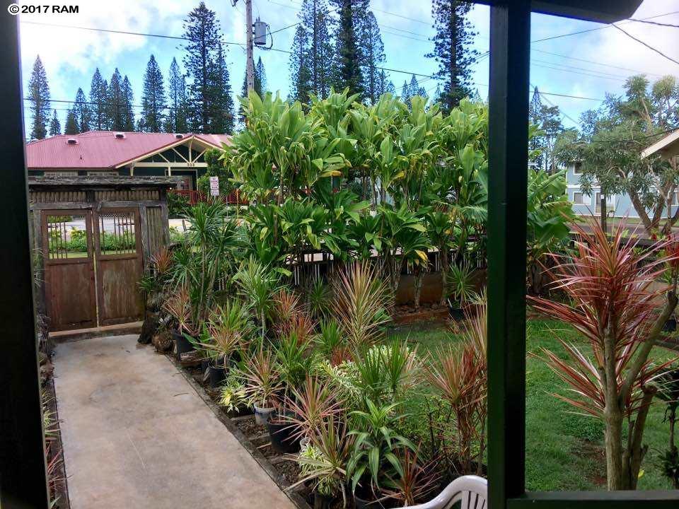 339  Sixth St Lanai City, Lanai home - photo 2 of 4