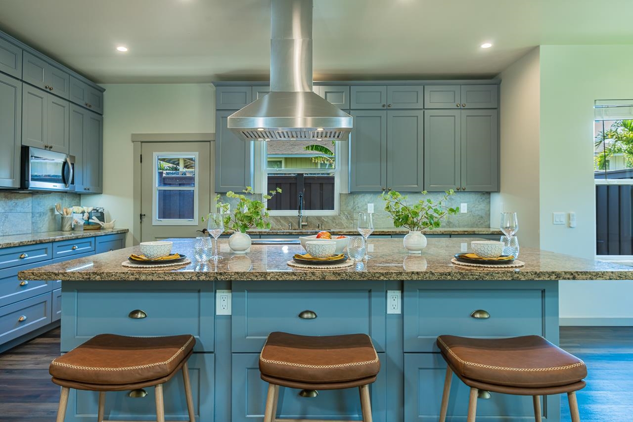 34  Honuea St North Kihei, Kihei home - photo 4 of 49