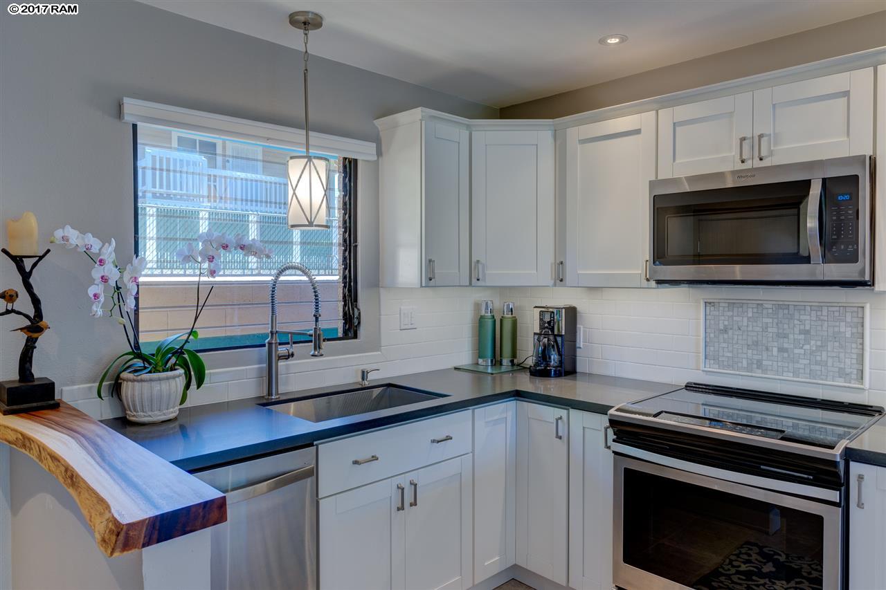 Wailana Kai condo # 105, Kihei, Hawaii - photo 2 of 28