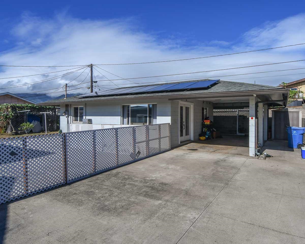 340  Molokai Hema St , Kahului home - photo 2 of 46