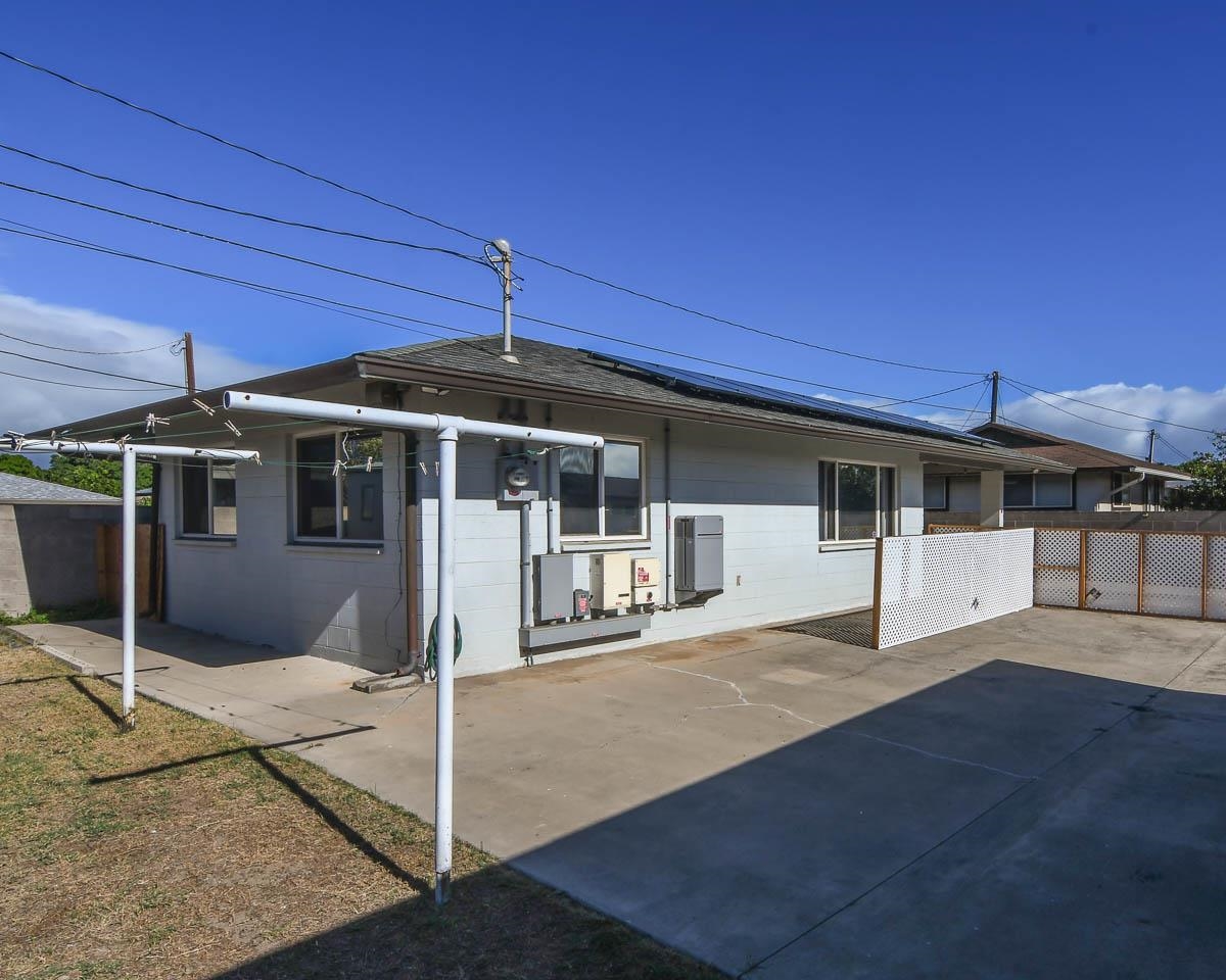 340  Molokai Hema St , Kahului home - photo 4 of 46