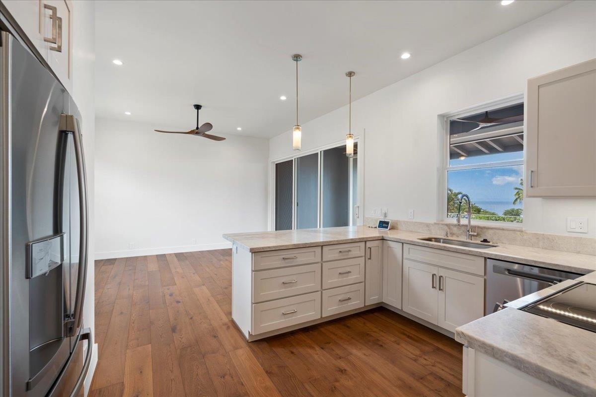 3414  Keha Dr , Maui Meadows home - photo 36 of 38