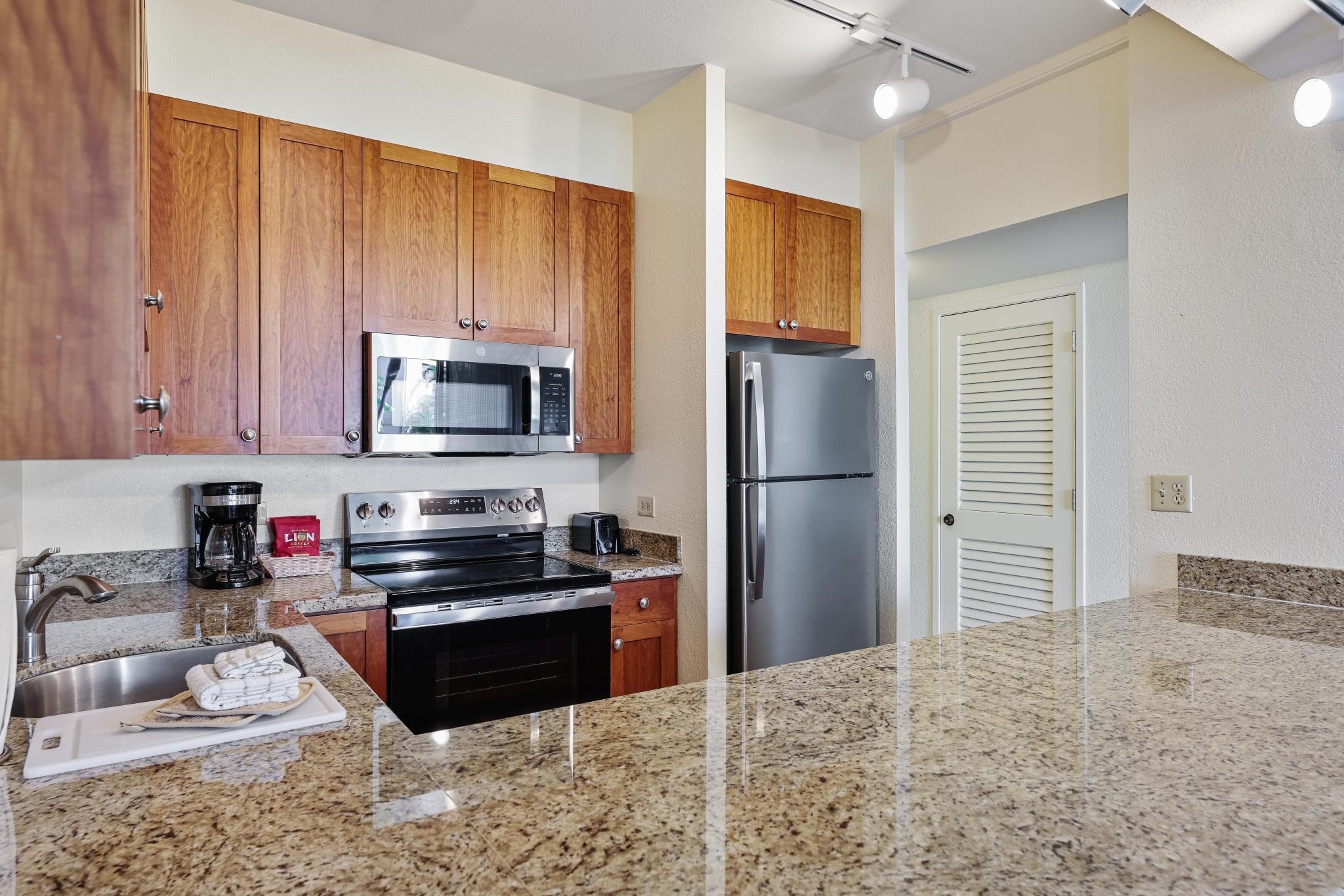 Kaanapali Shores condo # 151, Lahaina, Hawaii - photo 11 of 42