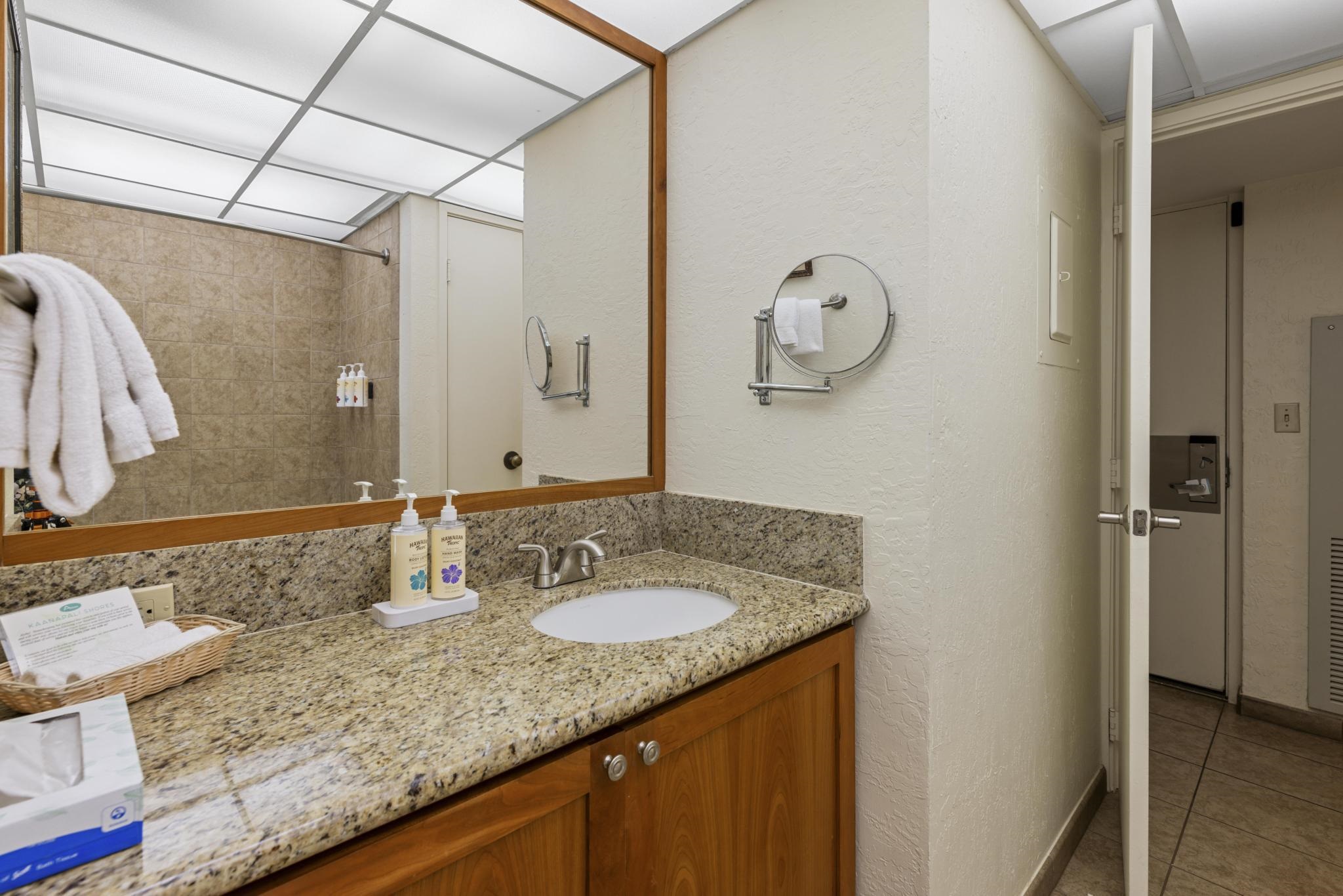 Kaanapali Shores condo # 231, Lahaina, Hawaii - photo 19 of 43