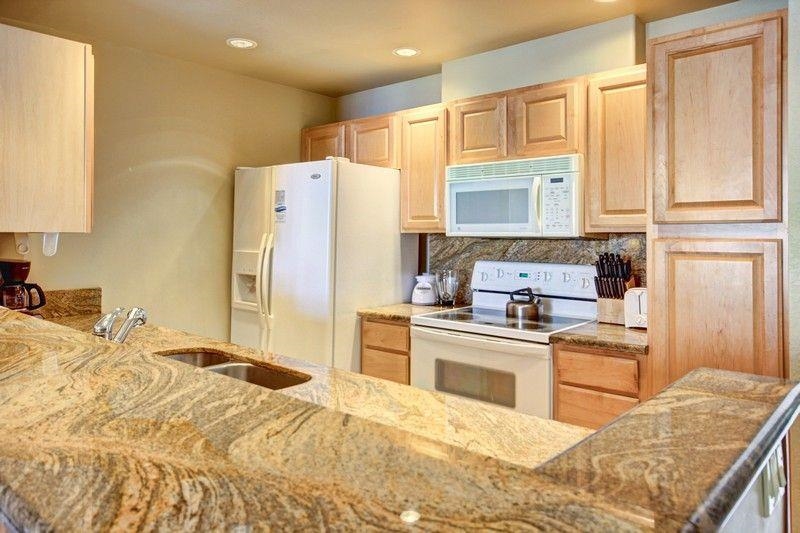 Kaanapali Shores condo # 255, Lahaina, Hawaii - photo 8 of 35