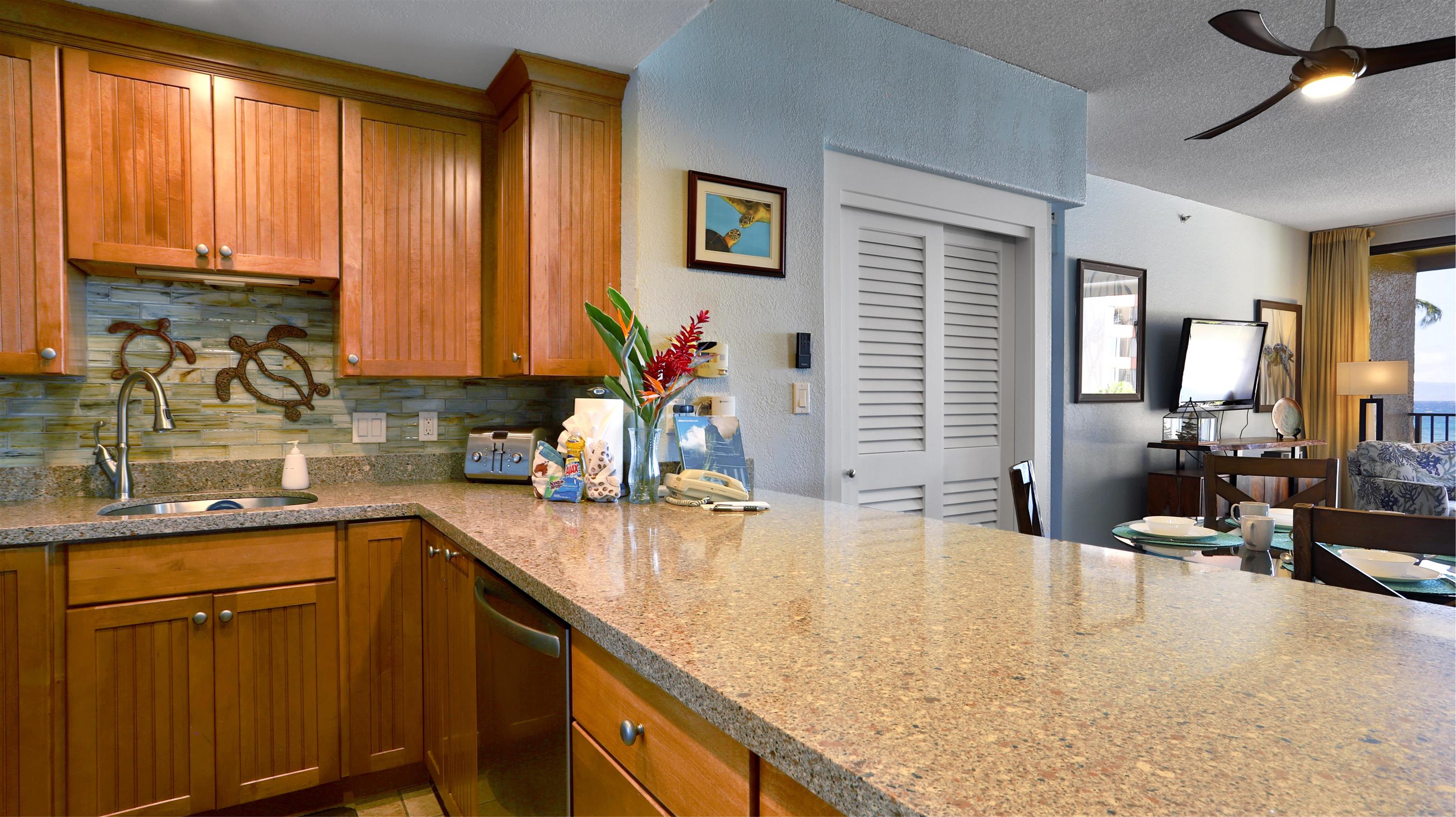 Kaanapali Shores condo # 259, Lahaina, Hawaii - photo 15 of 32