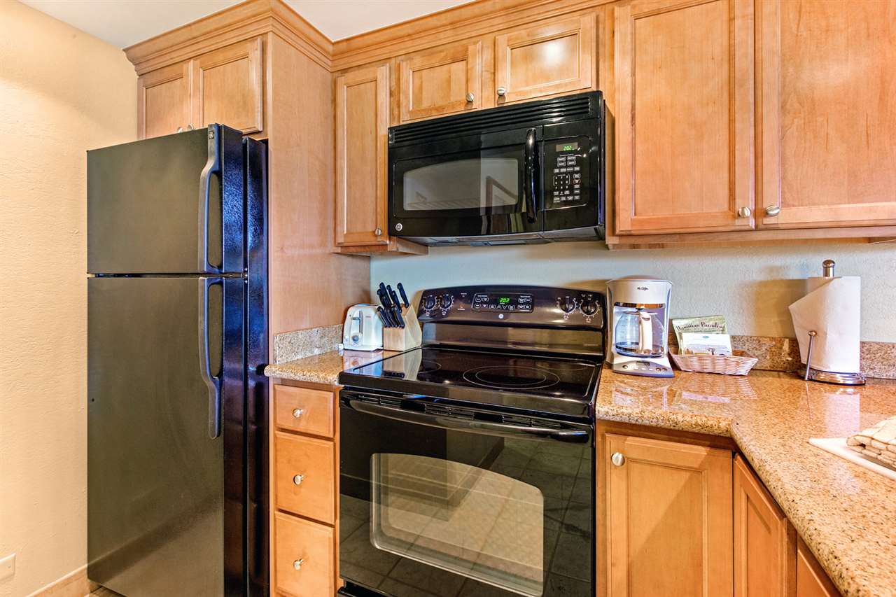 Kaanapali Shores condo # 310, Lahaina, Hawaii - photo 17 of 27