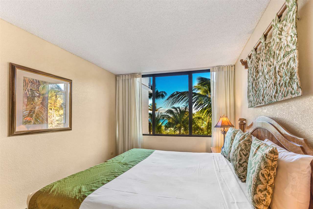 Kaanapali Shores condo # 310, Lahaina, Hawaii - photo 22 of 27
