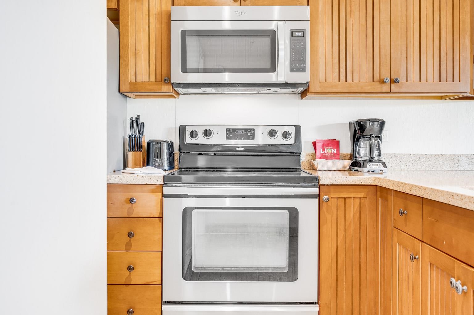 Kaanapali Shores condo # 322, Lahaina, Hawaii - photo 12 of 48