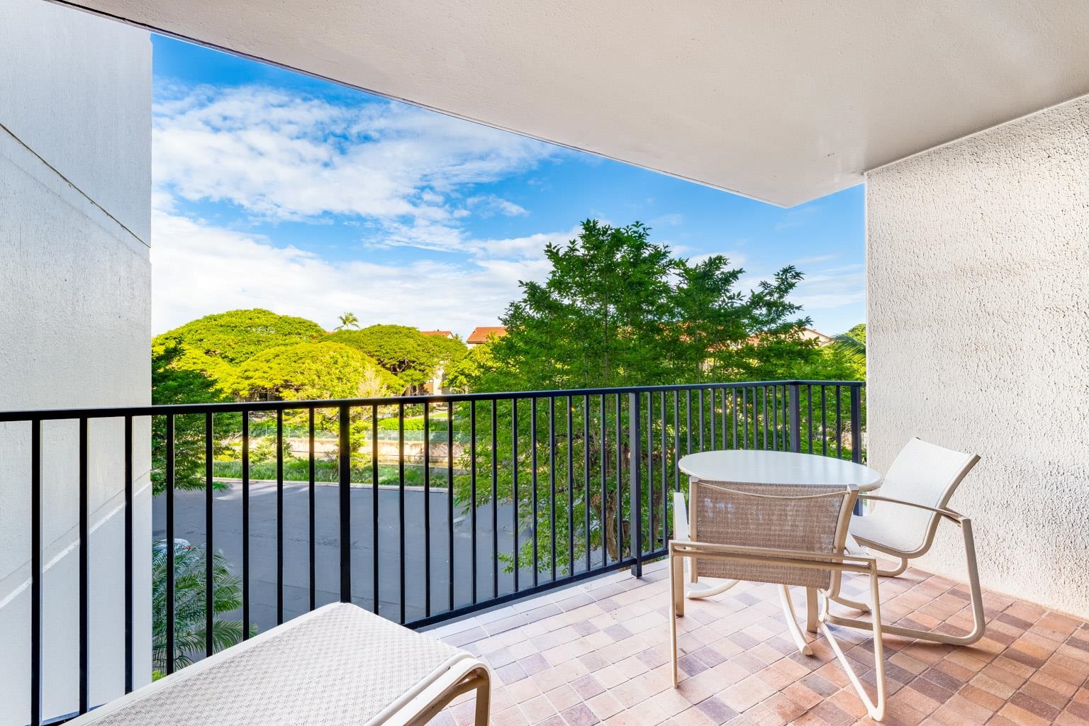 Kaanapali Shores condo # 322, Lahaina, Hawaii - photo 7 of 48