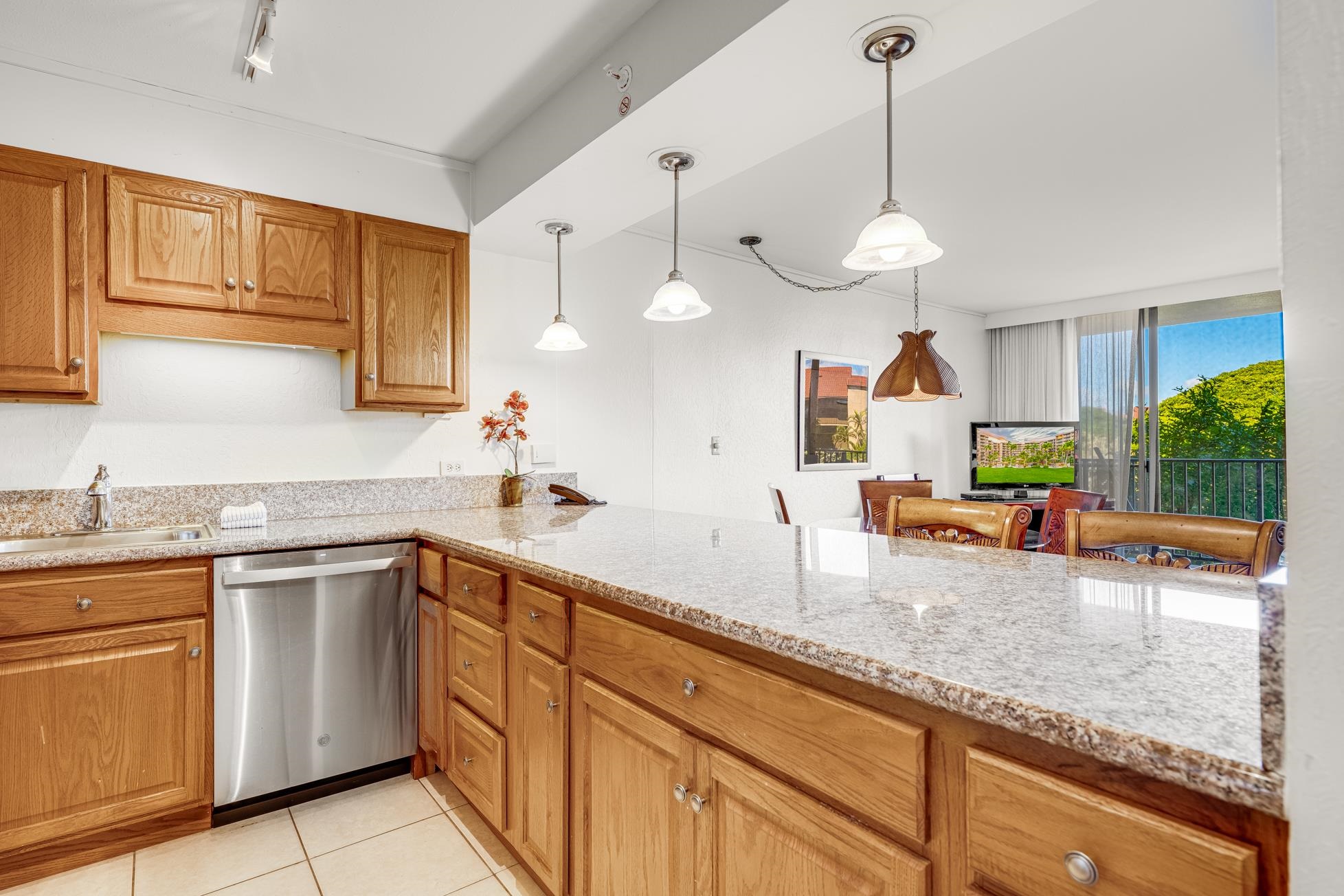 Kaanapali Shores condo # 324, Lahaina, Hawaii - photo 8 of 41