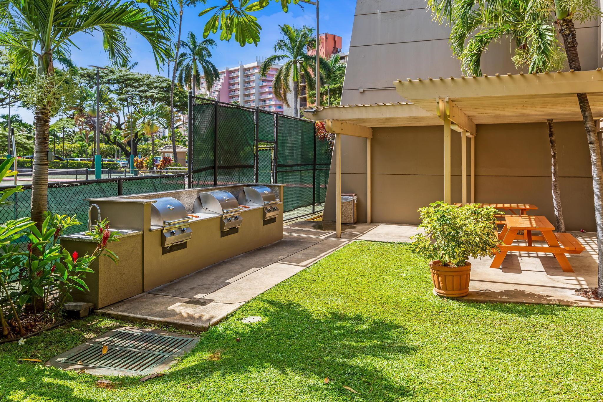 Kaanapali Shores condo # 361, Lahaina, Hawaii - photo 40 of 48