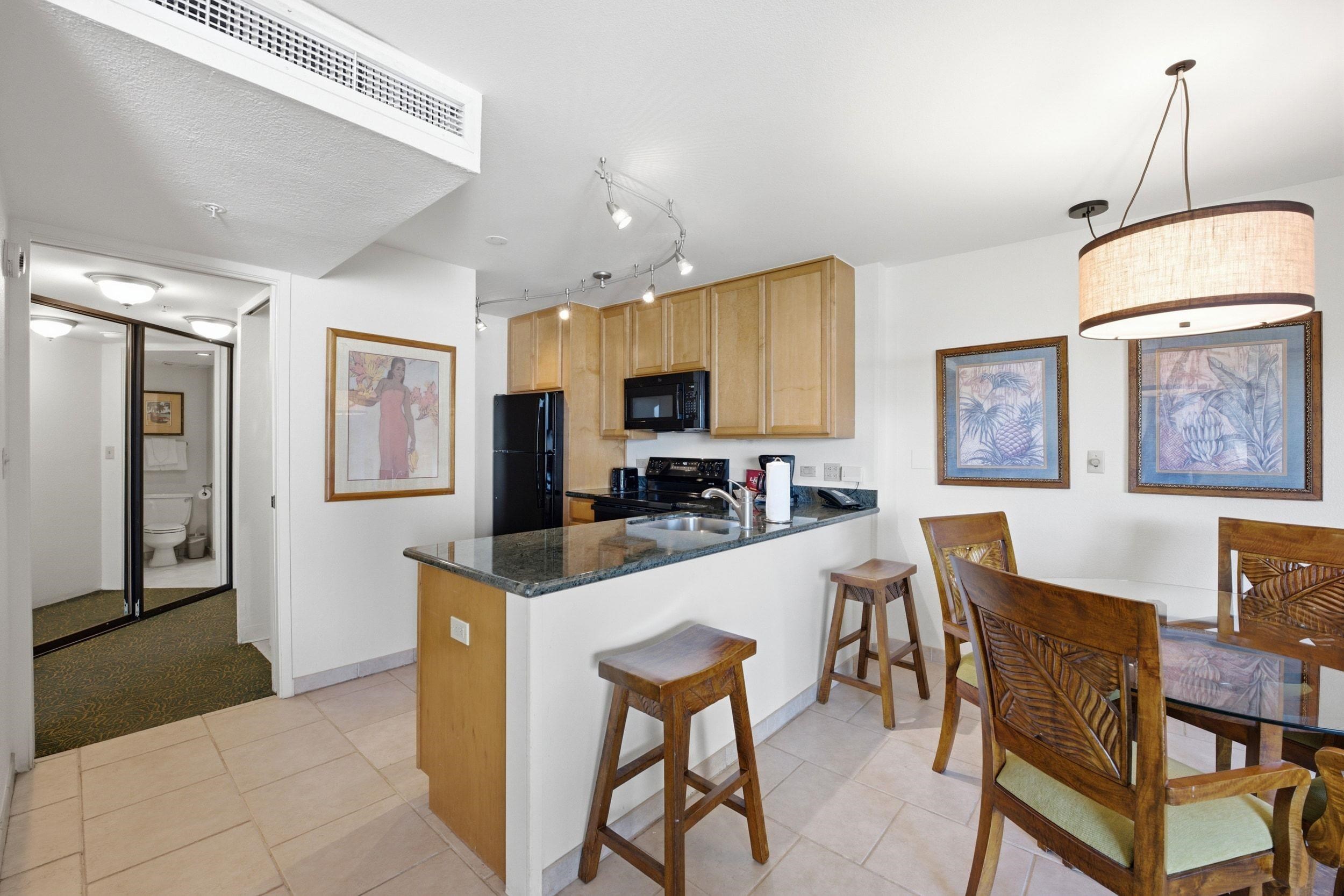 Kaanapali Shores condo # 410, Lahaina, Hawaii - photo 10 of 29