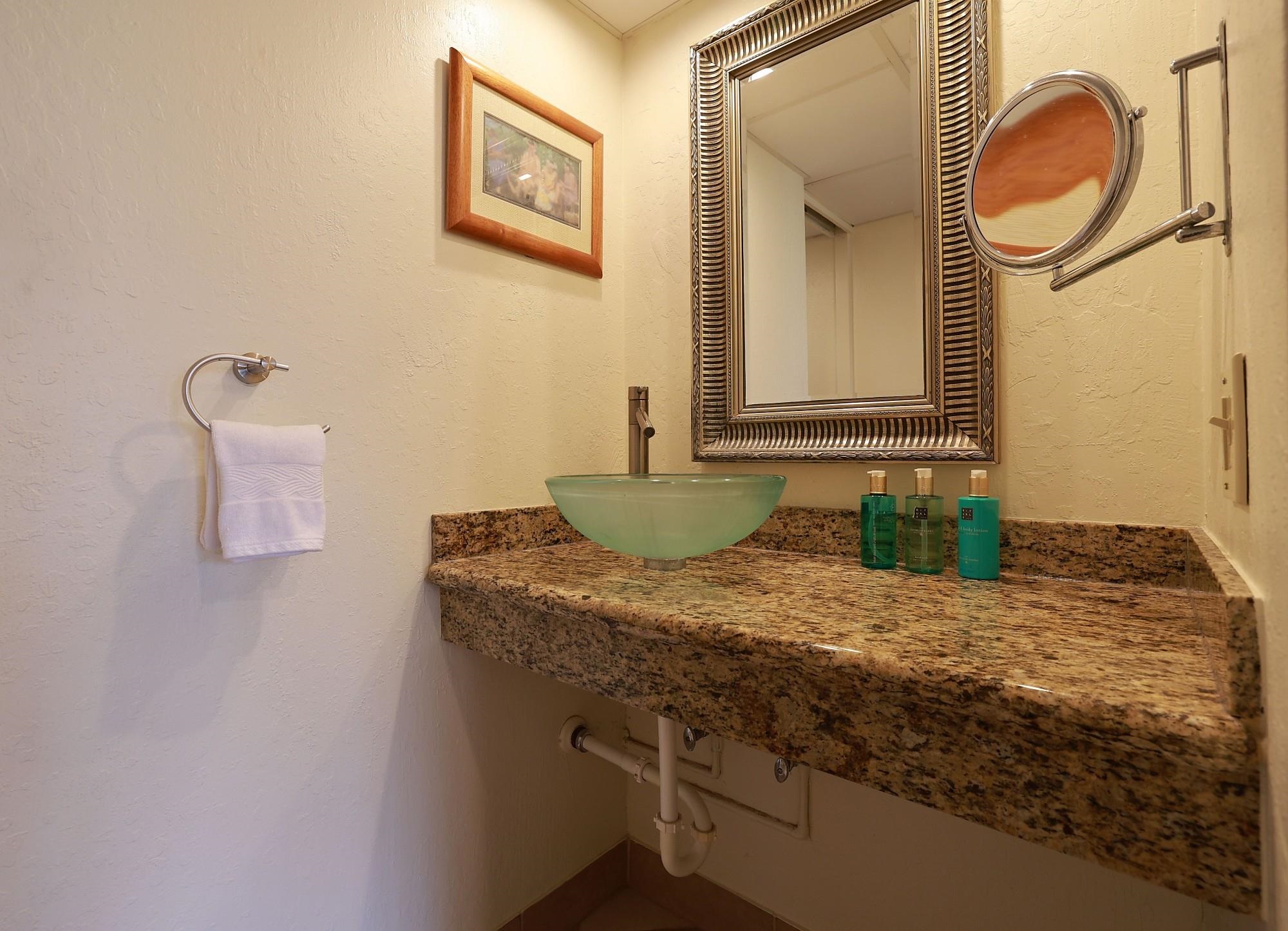 Kaanapali Shores condo # 435, Lahaina, Hawaii - photo 11 of 27