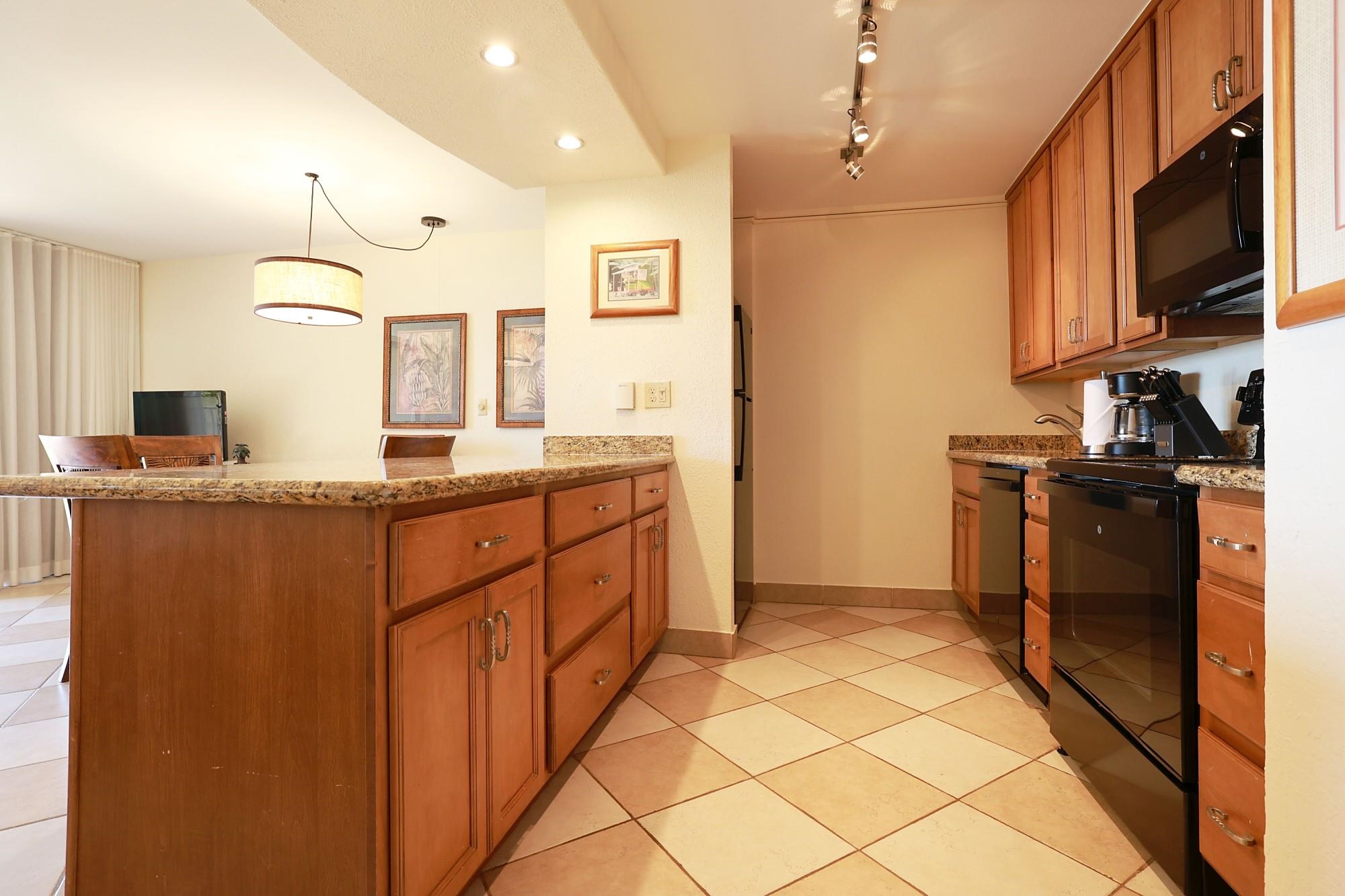 Kaanapali Shores condo # 435, Lahaina, Hawaii - photo 15 of 27