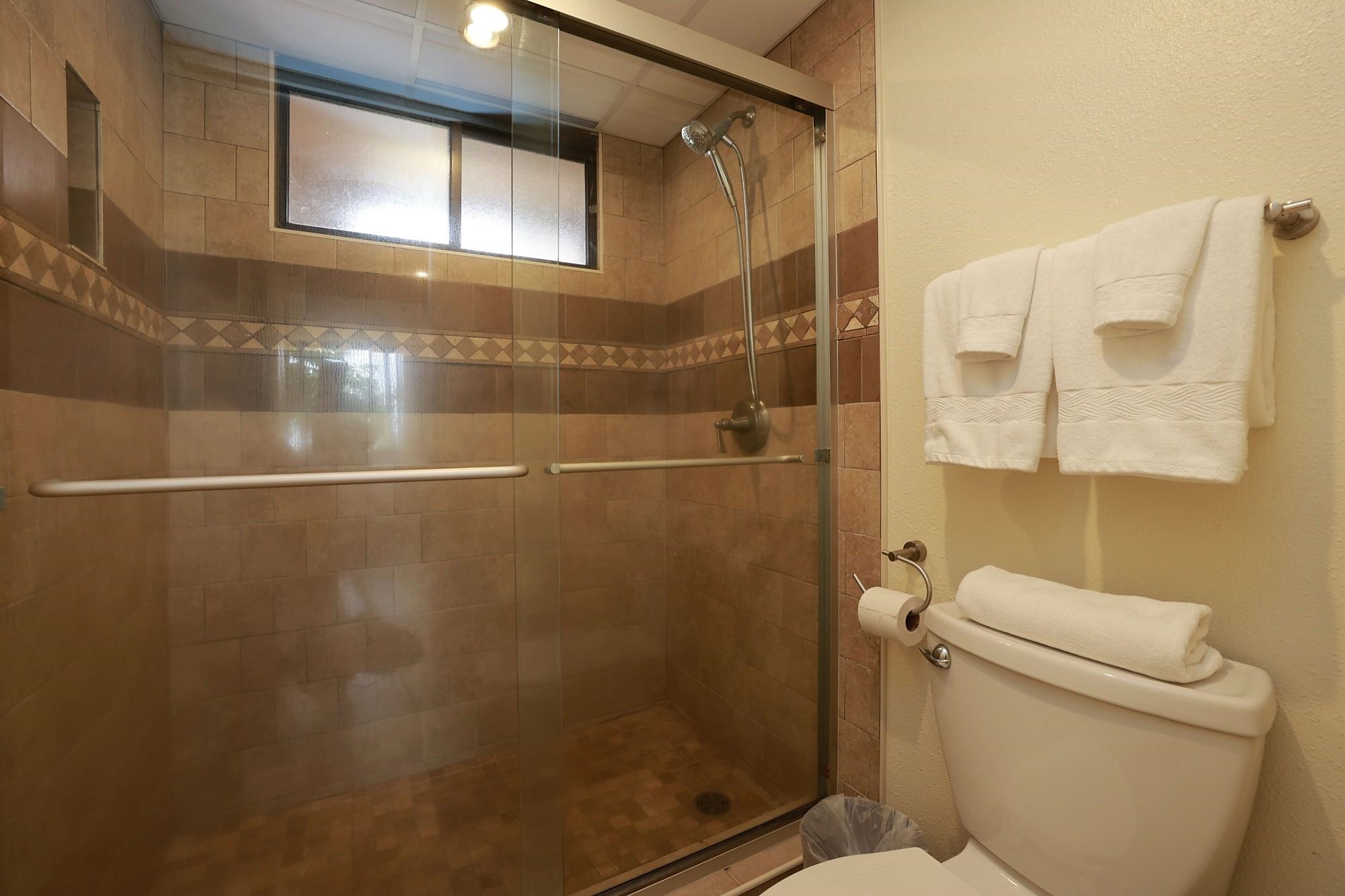 Kaanapali Shores condo # 435, Lahaina, Hawaii - photo 22 of 27