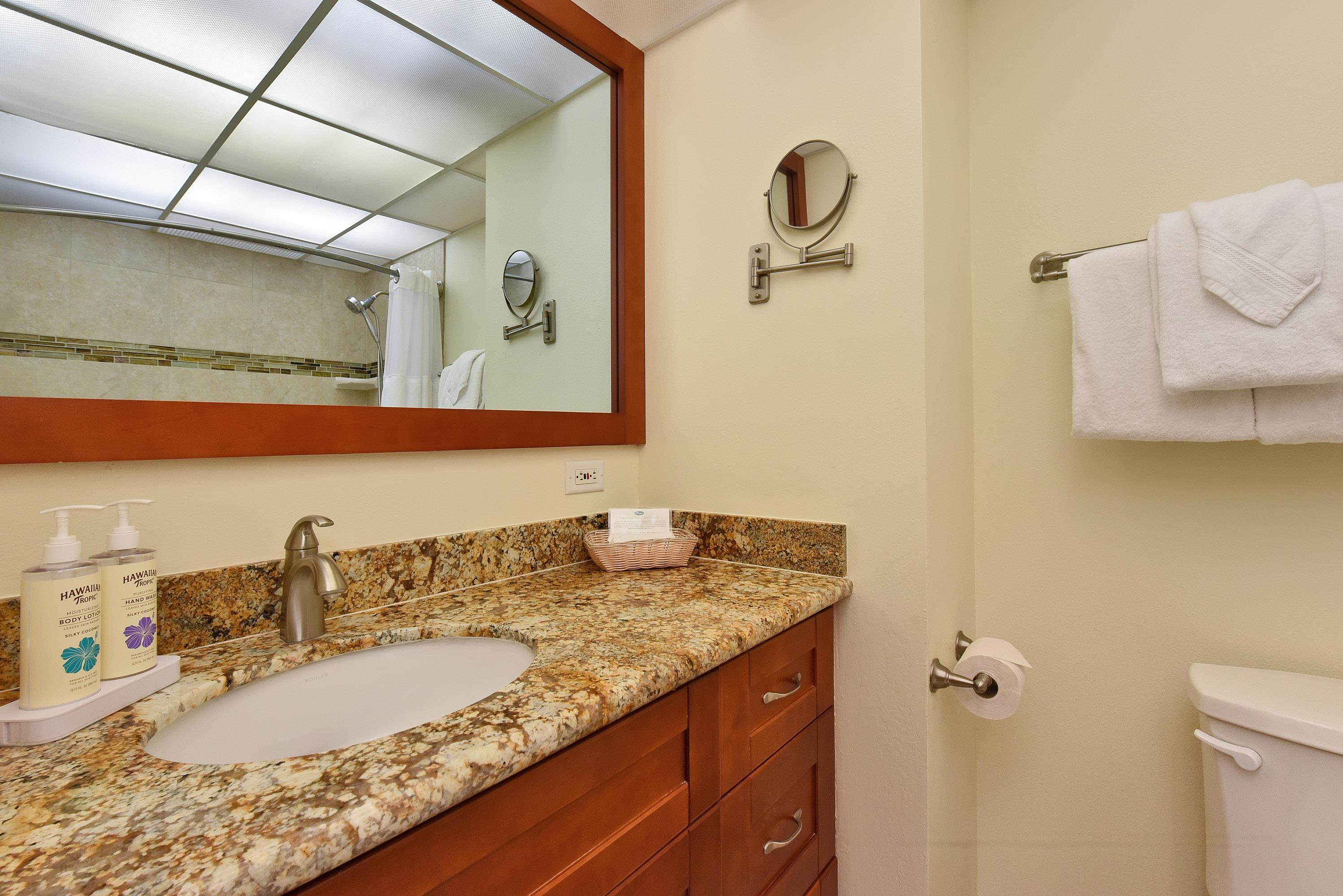 Kaanapali Shores condo # 450, Lahaina, Hawaii - photo 22 of 50