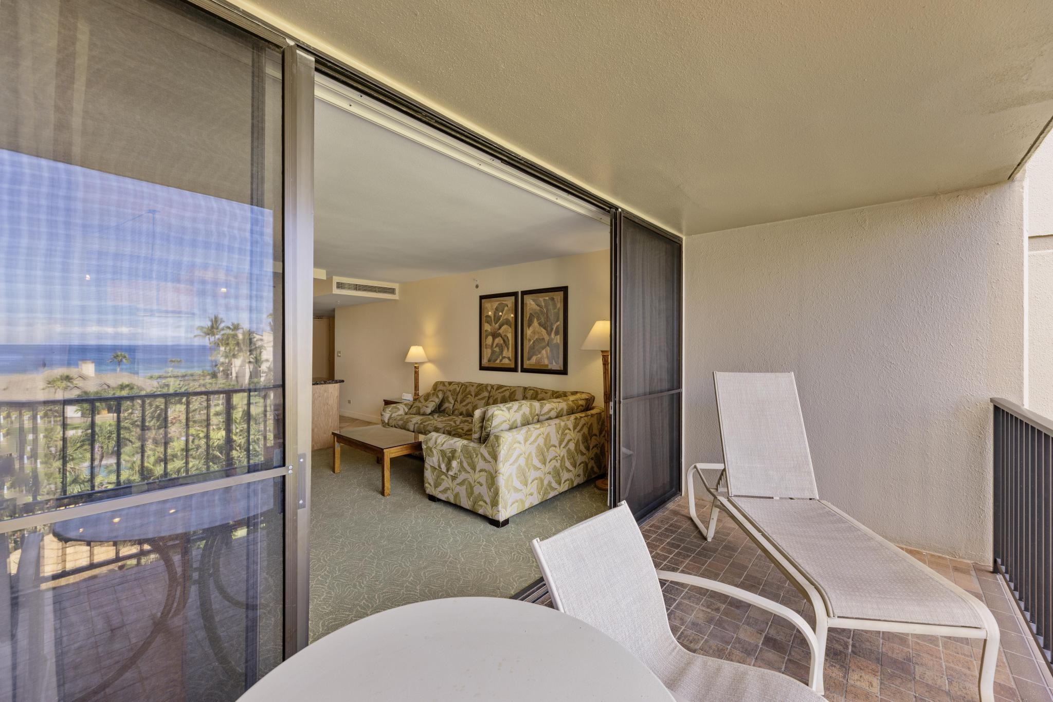 Kaanapali Shores condo # 529, Lahaina, Hawaii - photo 5 of 40