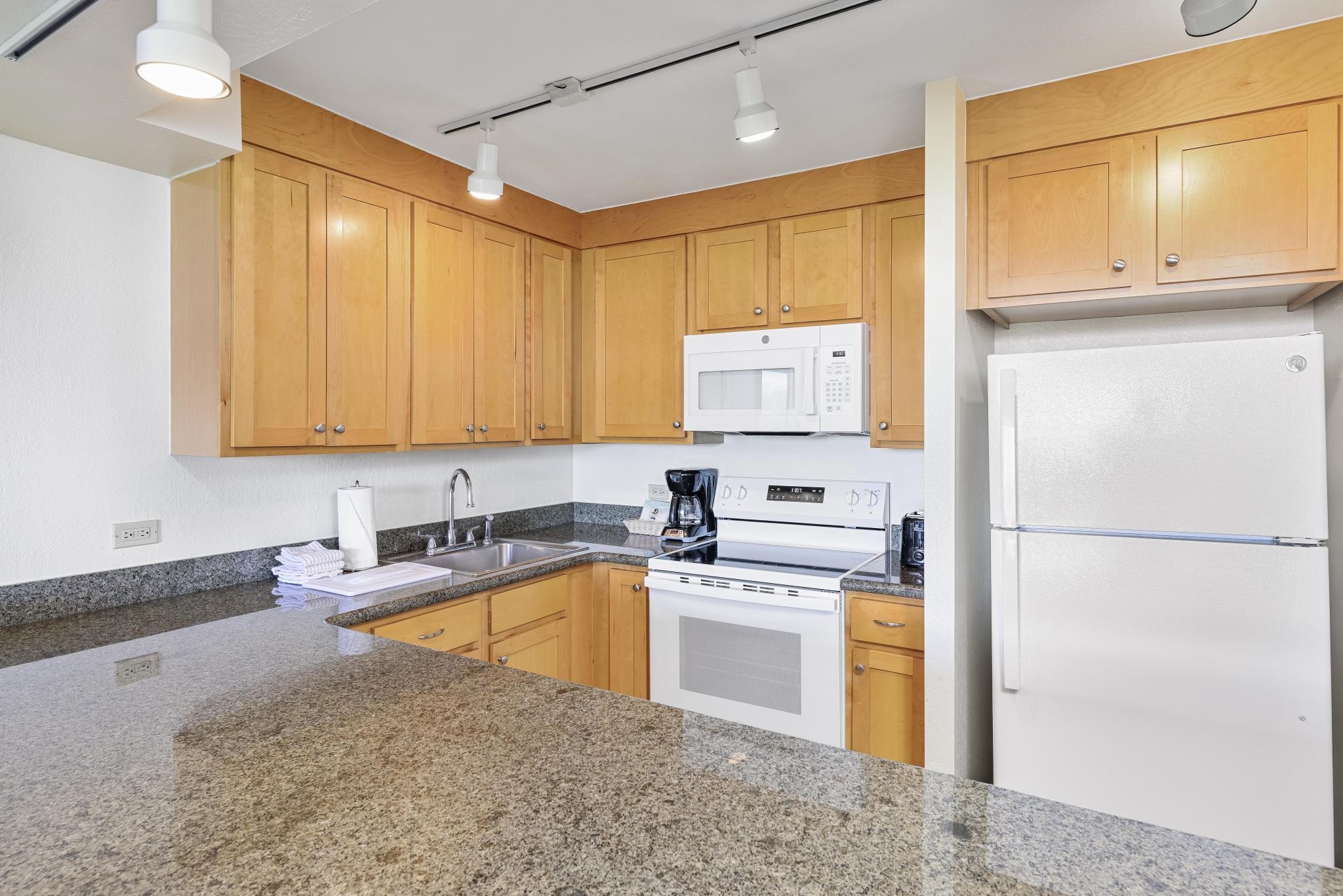 Kaanapali Shores condo # 530, Lahaina, Hawaii - photo 11 of 45