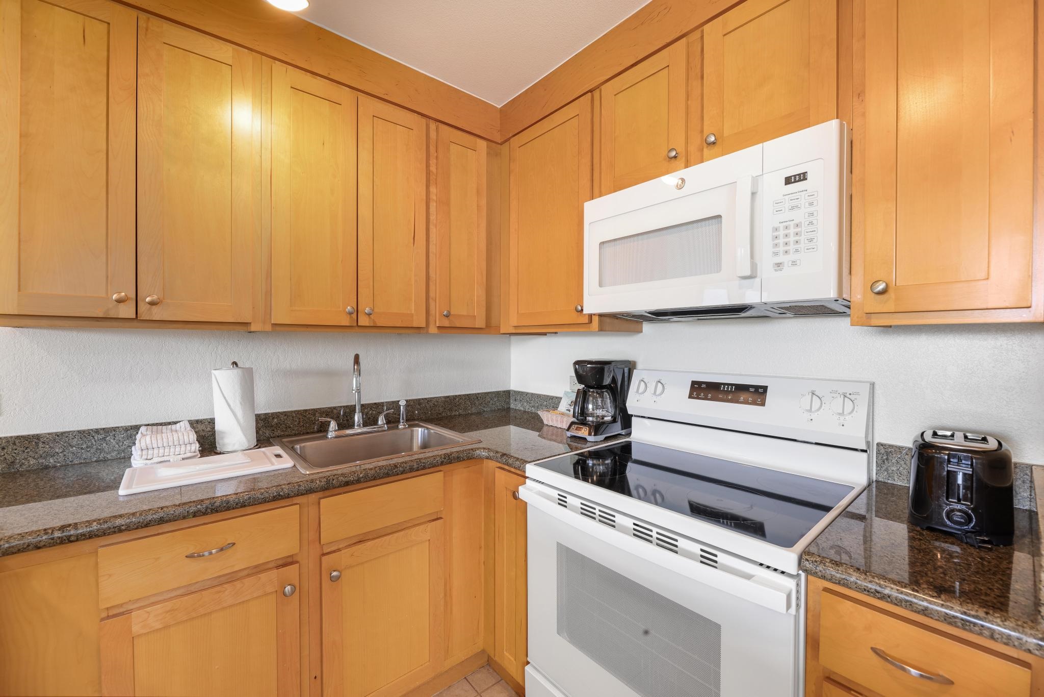 Kaanapali Shores condo # 530, Lahaina, Hawaii - photo 13 of 45