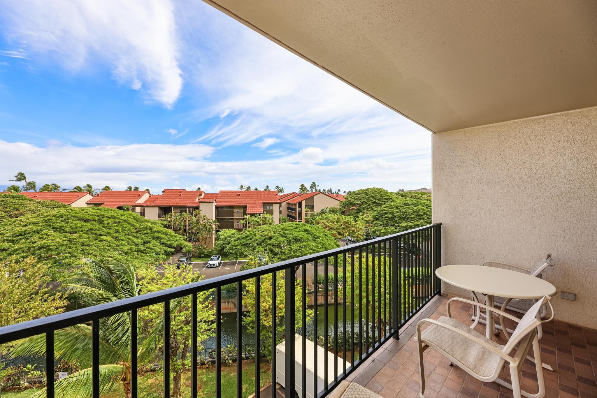 Kaanapali Shores condo # 530, Lahaina, Hawaii - photo 4 of 45