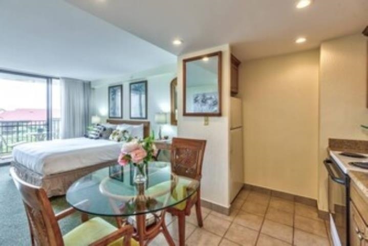 Kaanapali Shores condo # 536, Lahaina, Hawaii - photo 15 of 24