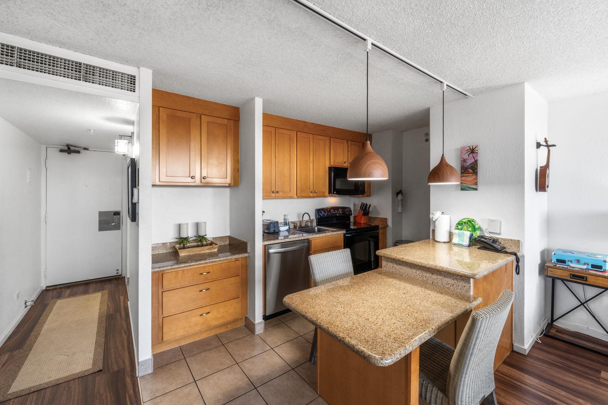 Kaanapali Shores condo # 538, Lahaina, Hawaii - photo 15 of 34