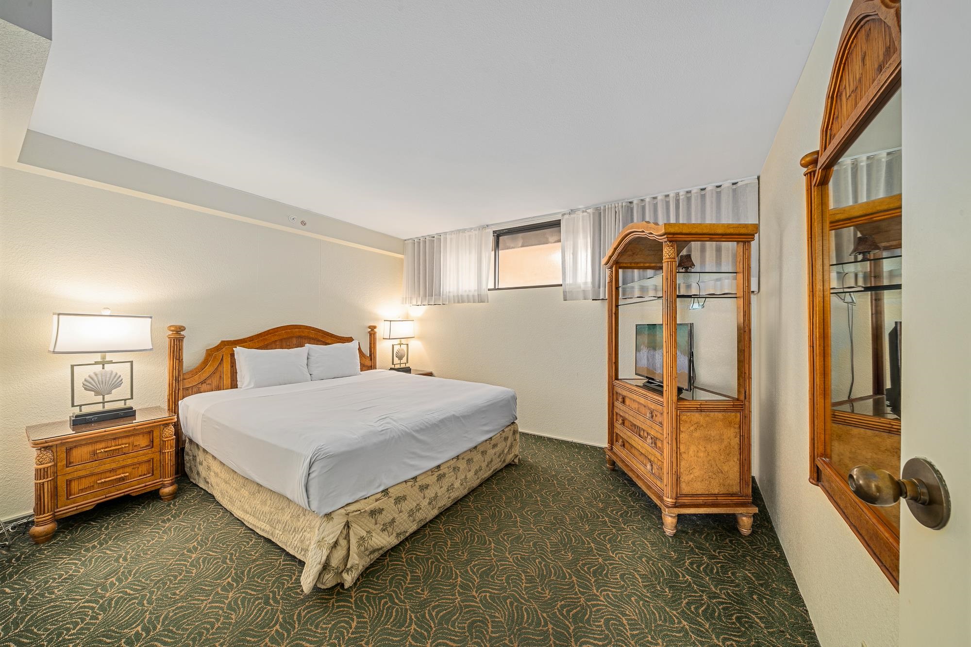 Kaanapali Shores condo # 551, Lahaina, Hawaii - photo 14 of 50