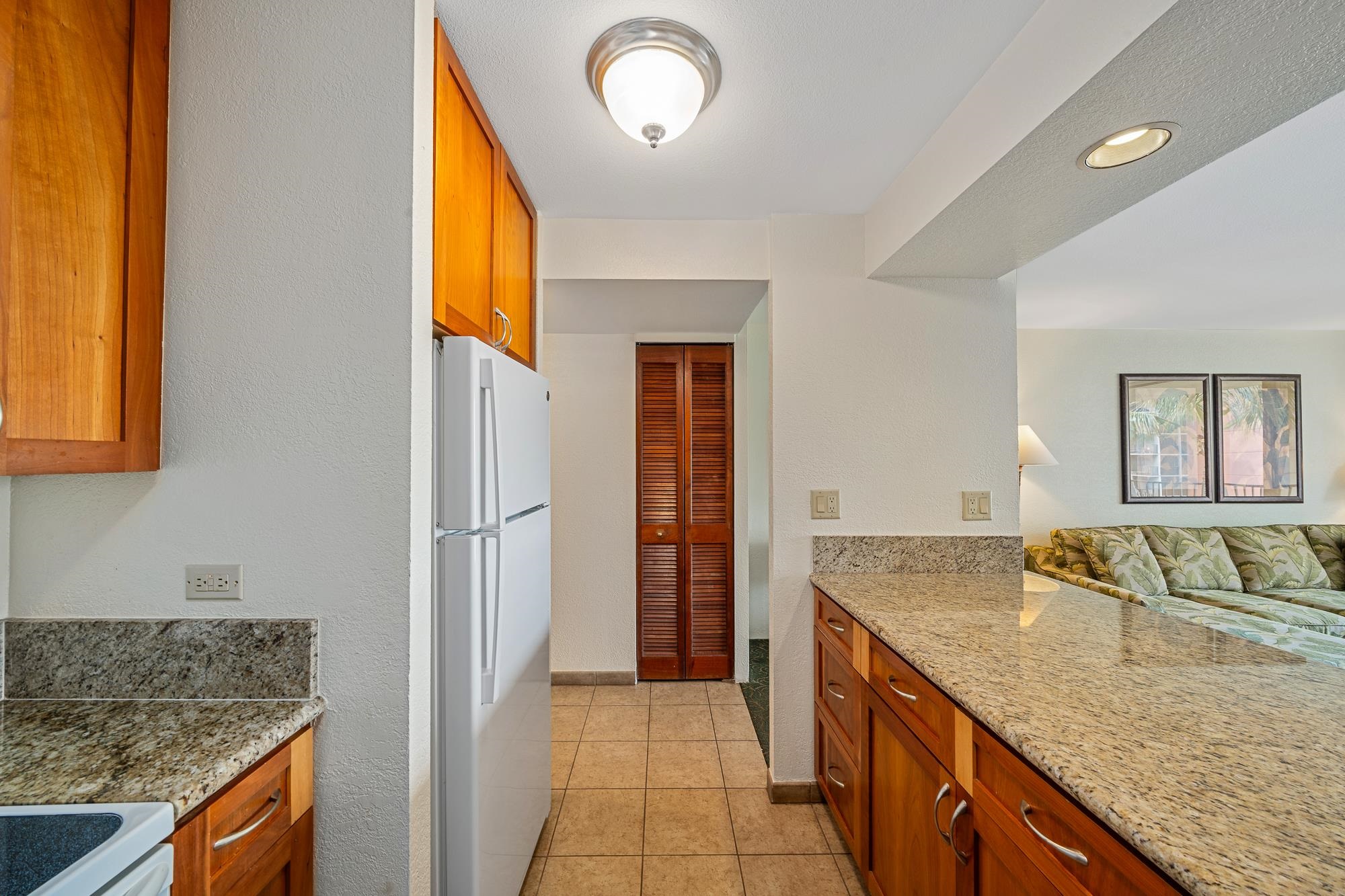 Kaanapali Shores condo # 551, Lahaina, Hawaii - photo 10 of 50