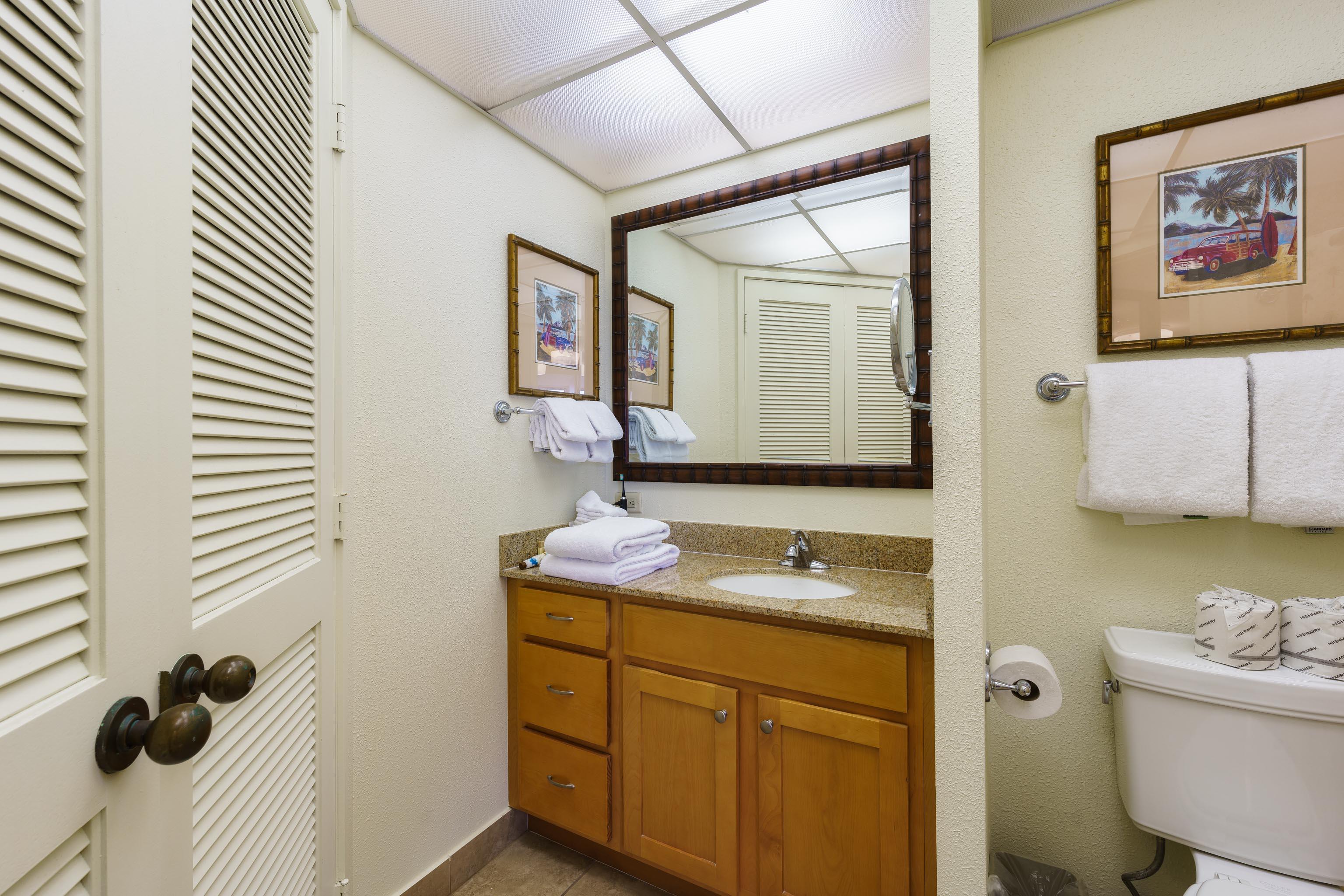 Kaanapali Shores condo # 610, Lahaina, Hawaii - photo 13 of 28