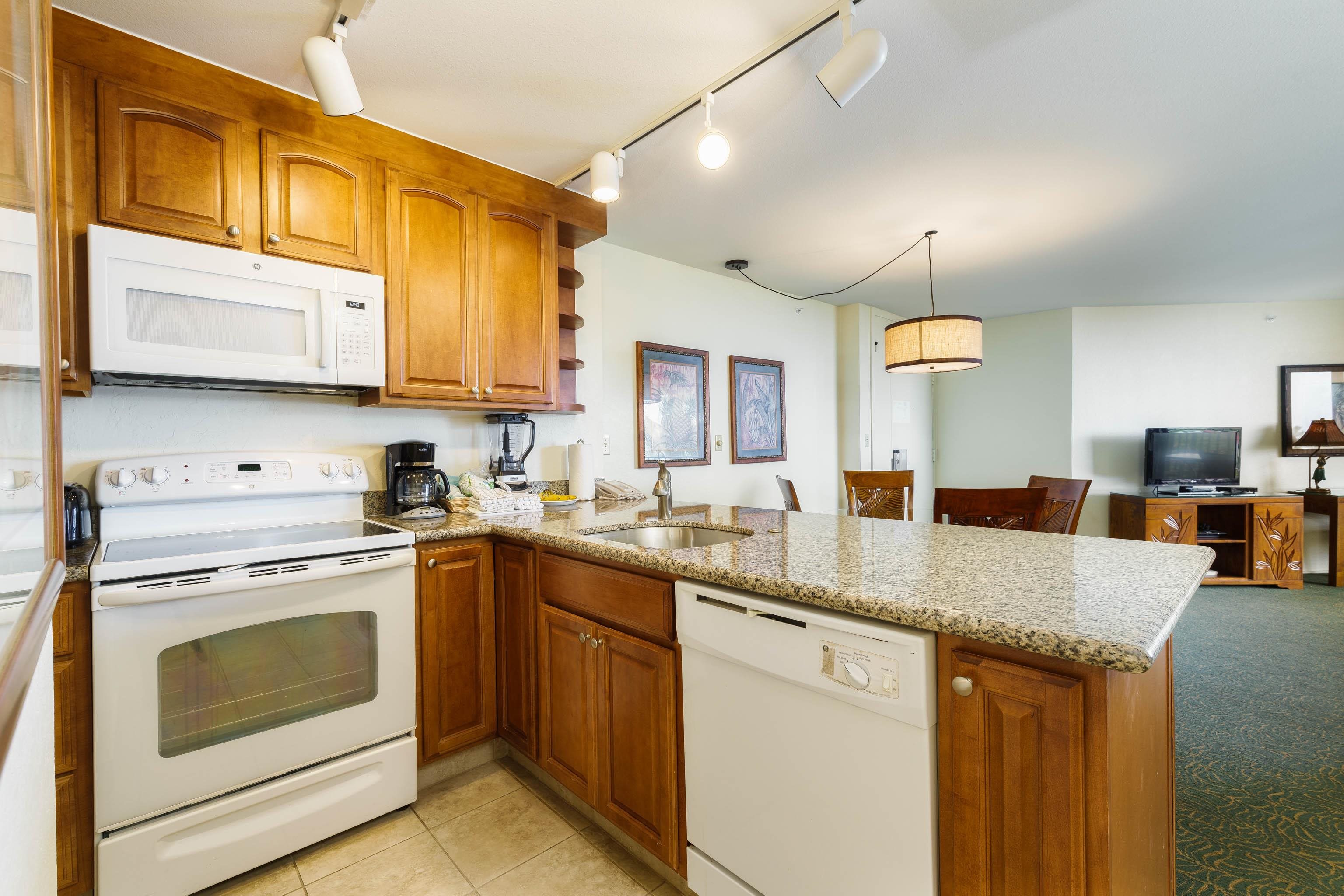 Kaanapali Shores condo # 610, Lahaina, Hawaii - photo 9 of 28