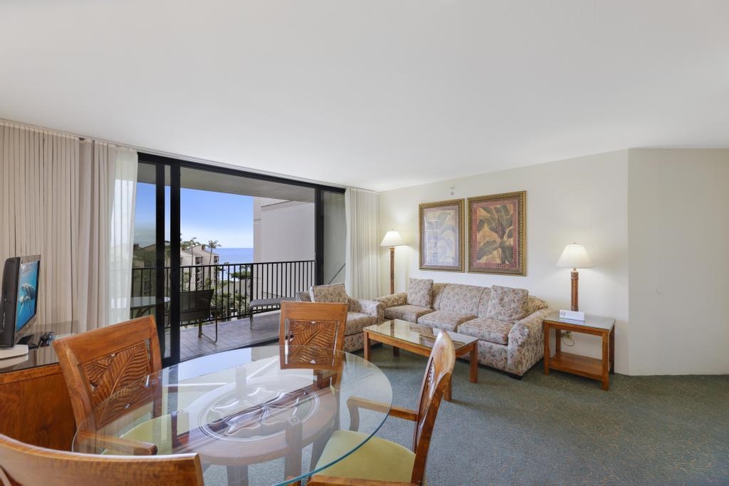 Kaanapali Shores condo # 615, Lahaina, Hawaii - photo 10 of 36
