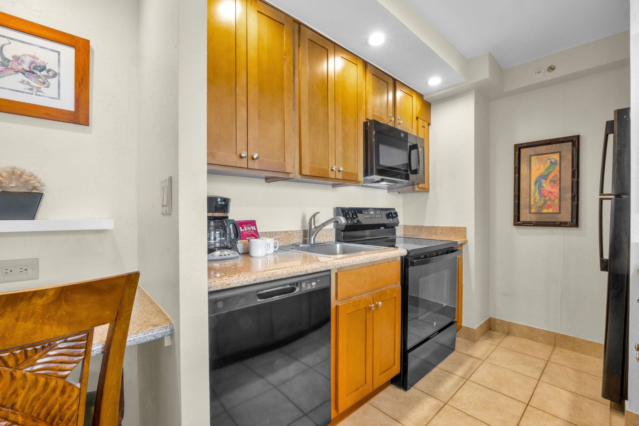 Kaanapali Shores condo # 621, Lahaina, Hawaii - photo 16 of 32