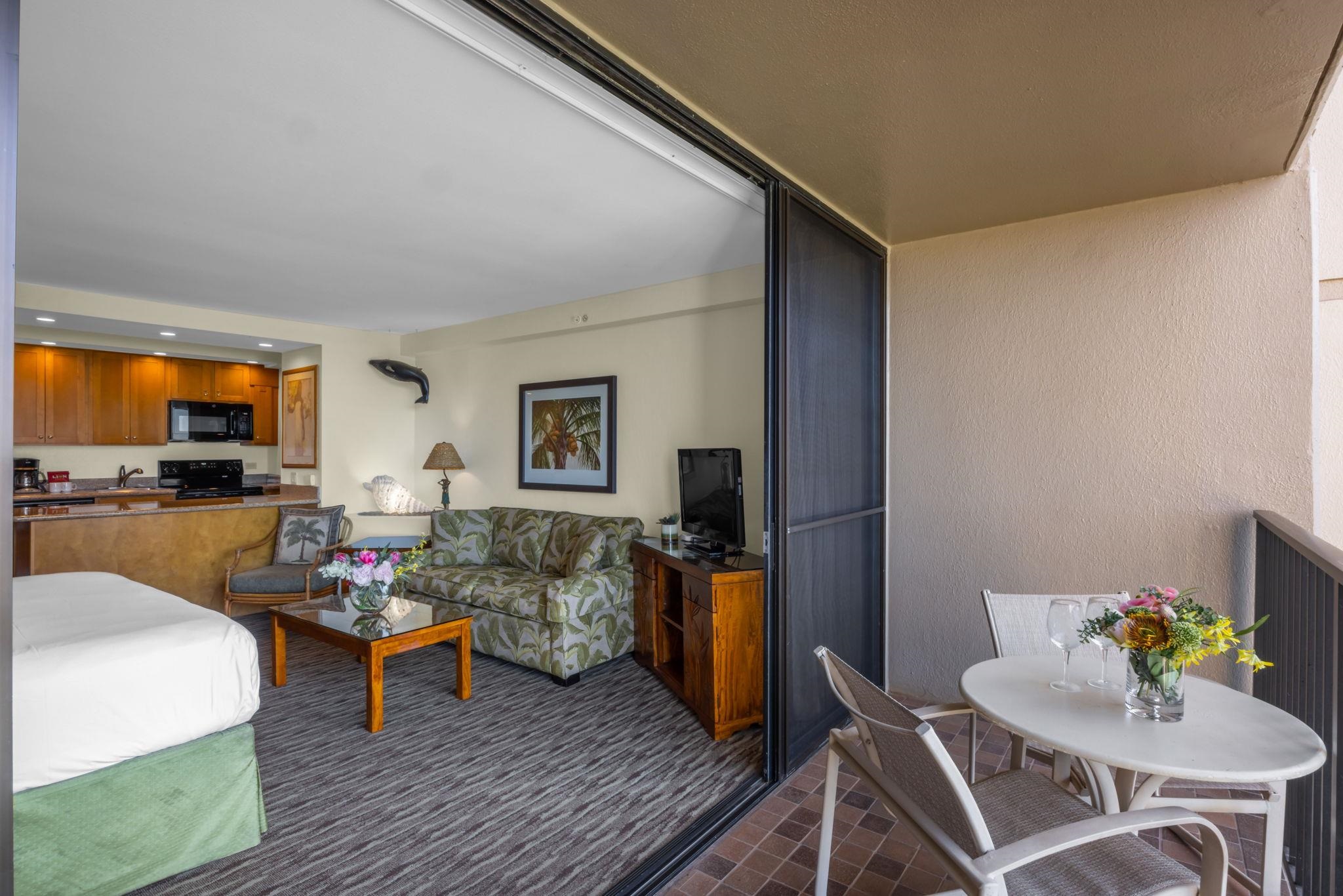 Kaanapali Shores condo # 621, Lahaina, Hawaii - photo 7 of 32