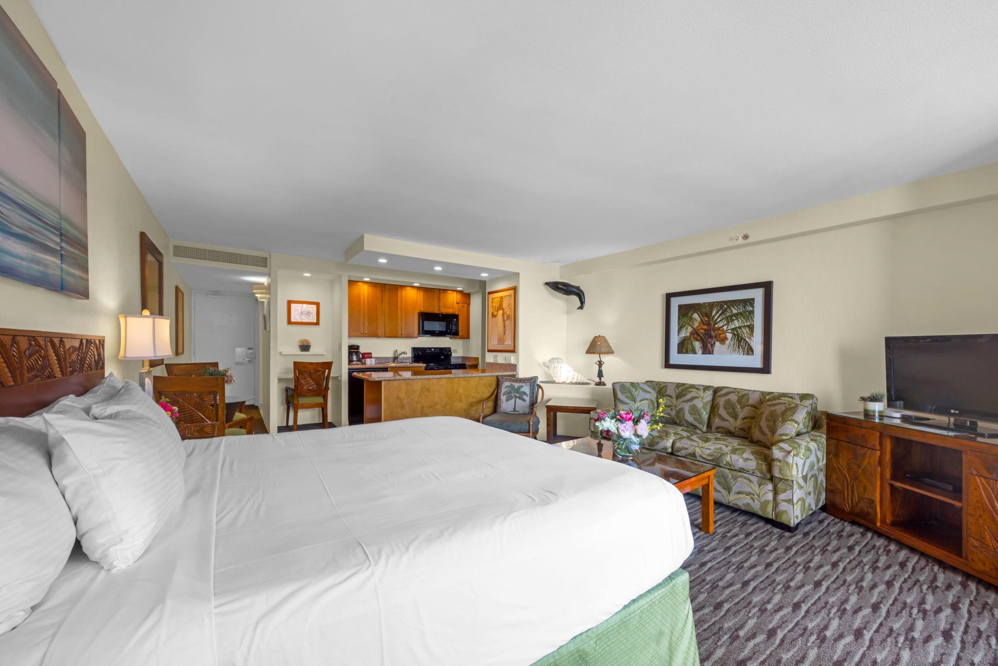 Kaanapali Shores condo # 621, Lahaina, Hawaii - photo 8 of 32