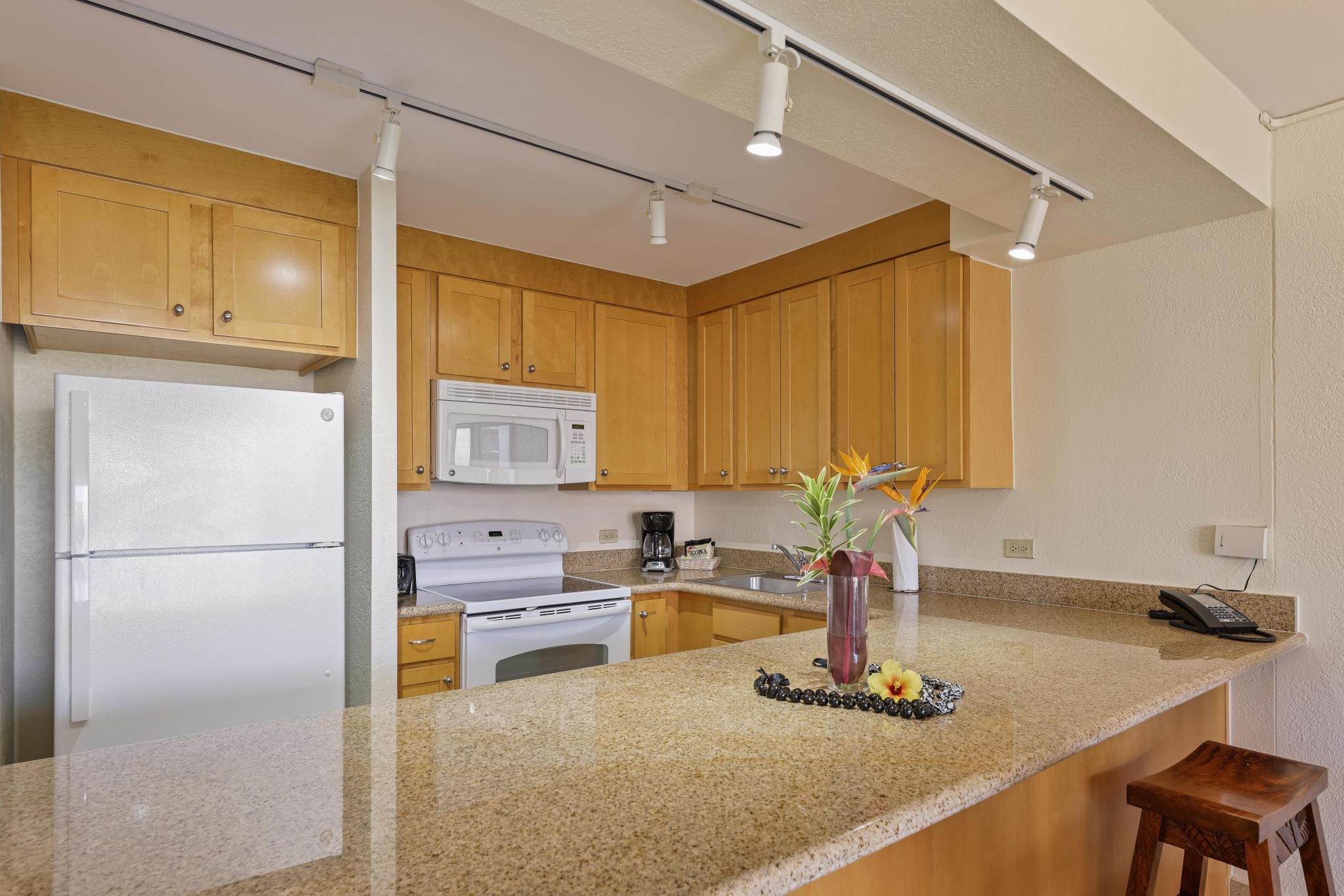 Kaanapali Shores condo # 644, Lahaina, Hawaii - photo 14 of 27