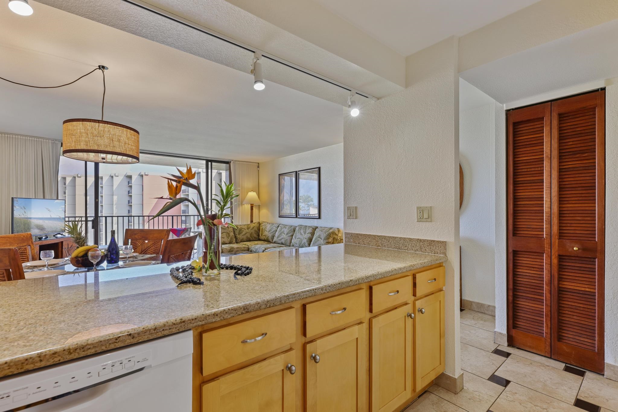 Kaanapali Shores condo # 644, Lahaina, Hawaii - photo 15 of 27