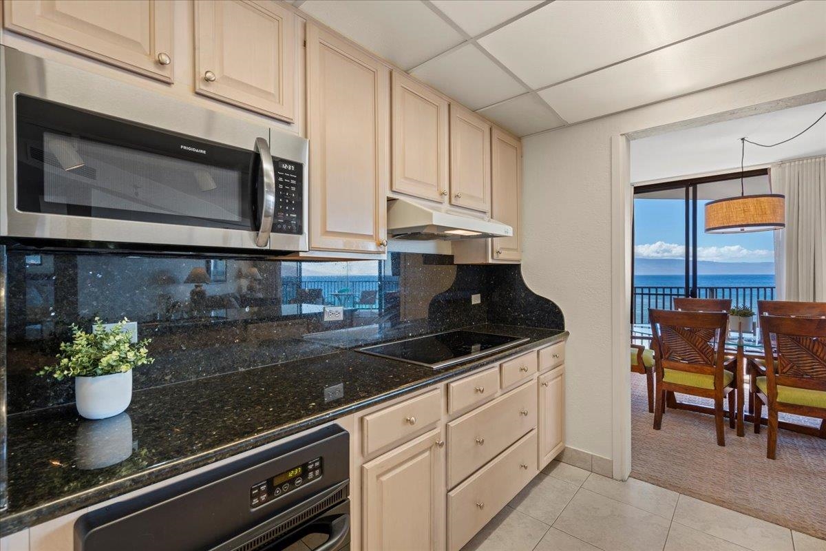 Kaanapali Shores condo # 701, Lahaina, Hawaii - photo 13 of 40