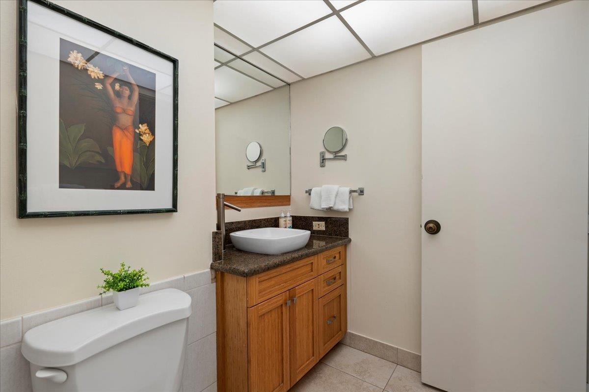 Kaanapali Shores condo # 701, Lahaina, Hawaii - photo 35 of 40