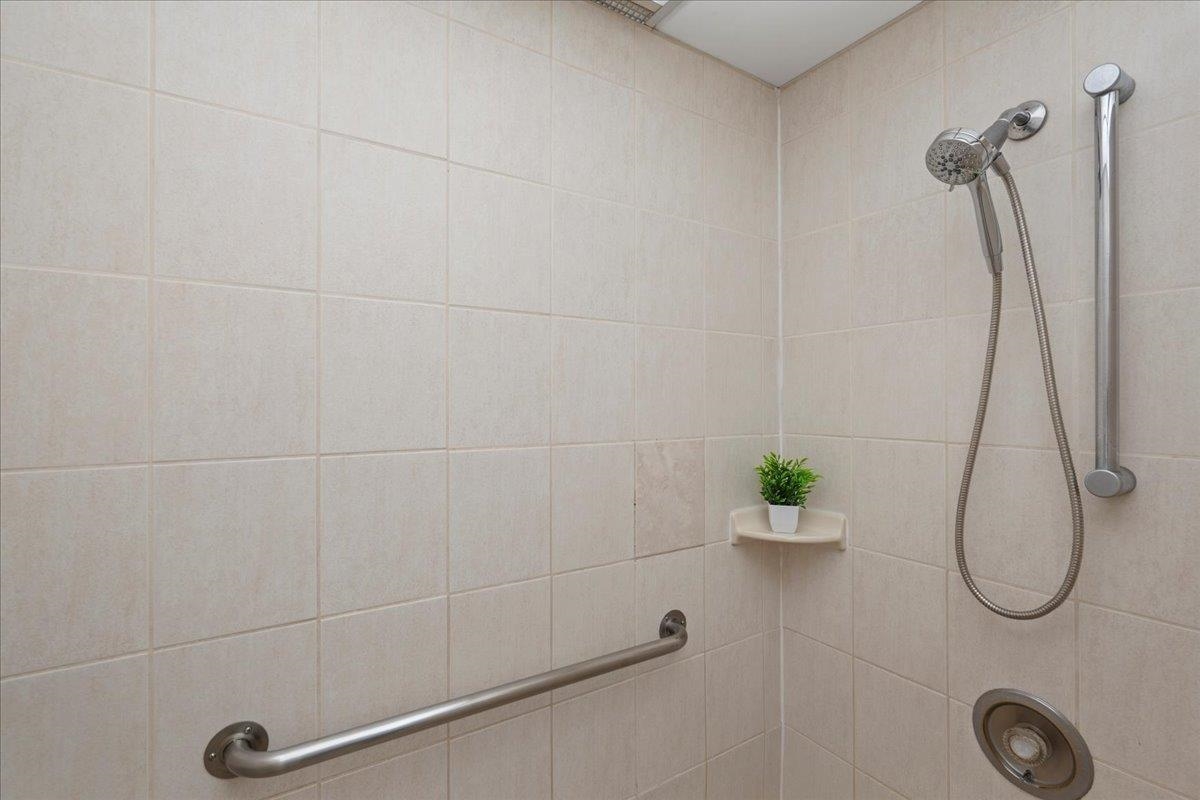 Kaanapali Shores condo # 701, Lahaina, Hawaii - photo 36 of 40