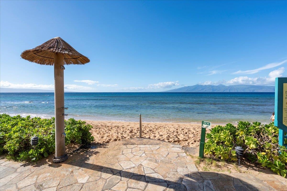 Kaanapali Shores condo # 701, Lahaina, Hawaii - photo 37 of 40