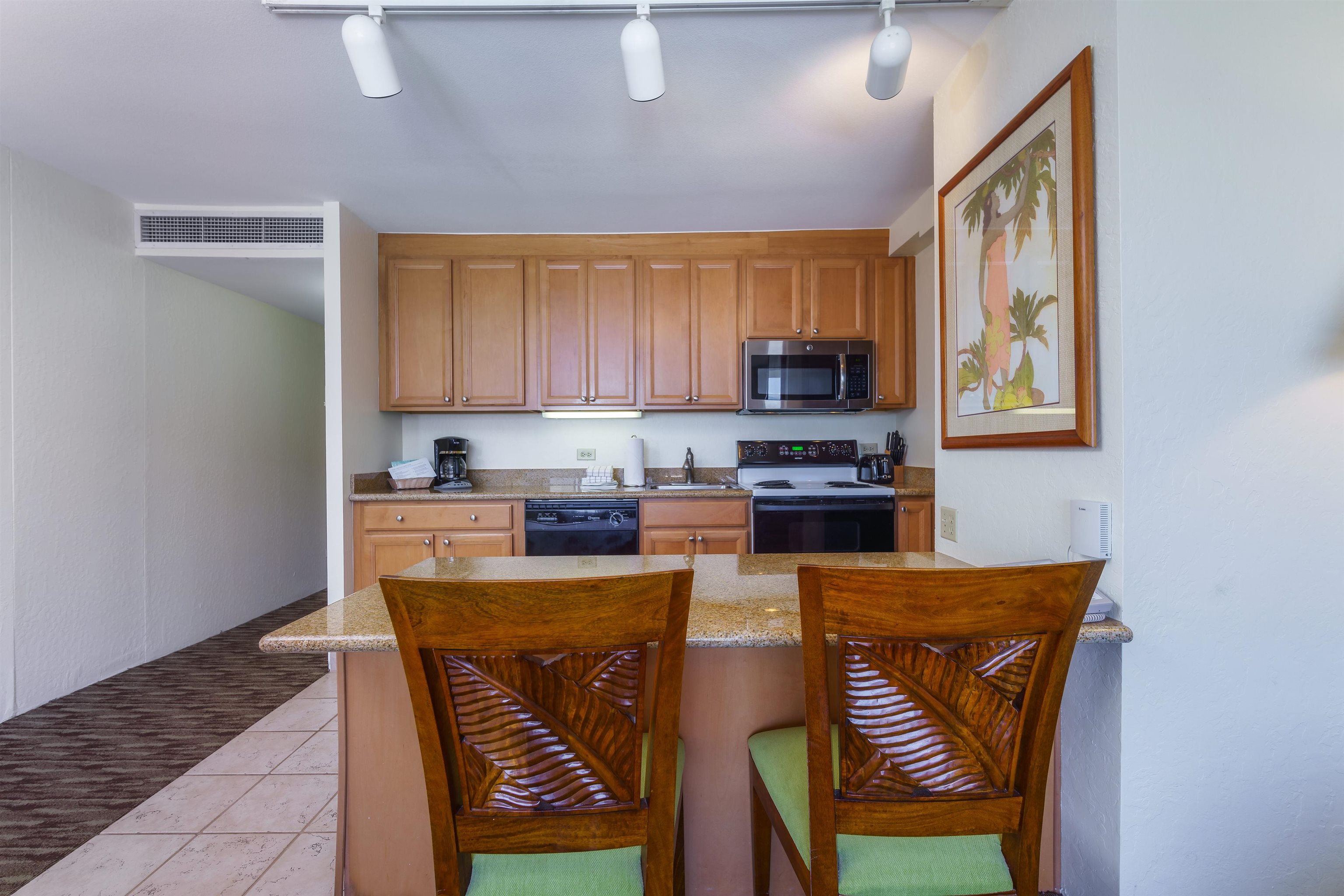 Kaanapali Shores condo # 721, Lahaina, Hawaii - photo 15 of 26