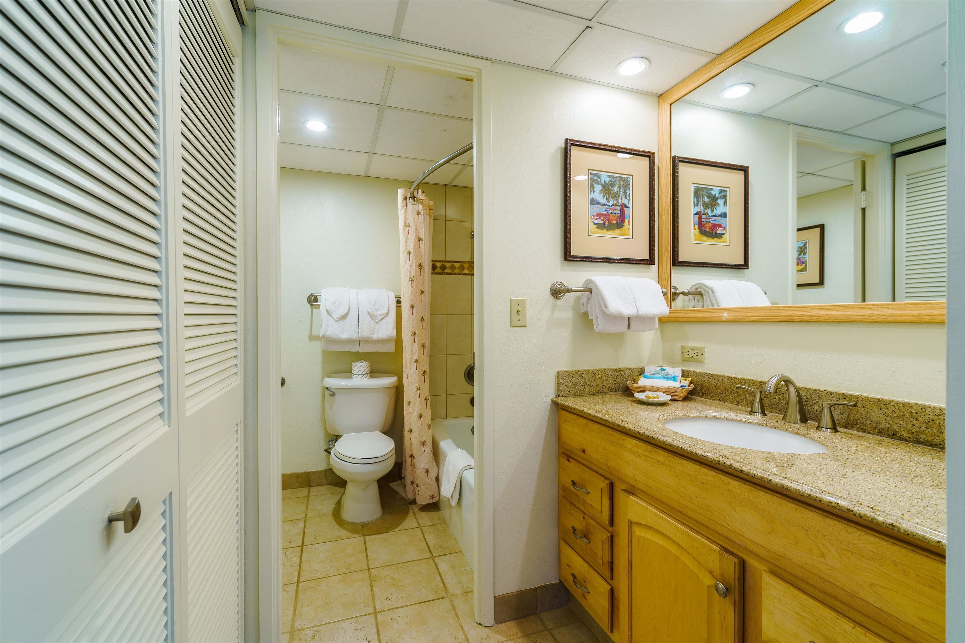 Kaanapali Shores condo # 721, Lahaina, Hawaii - photo 16 of 26