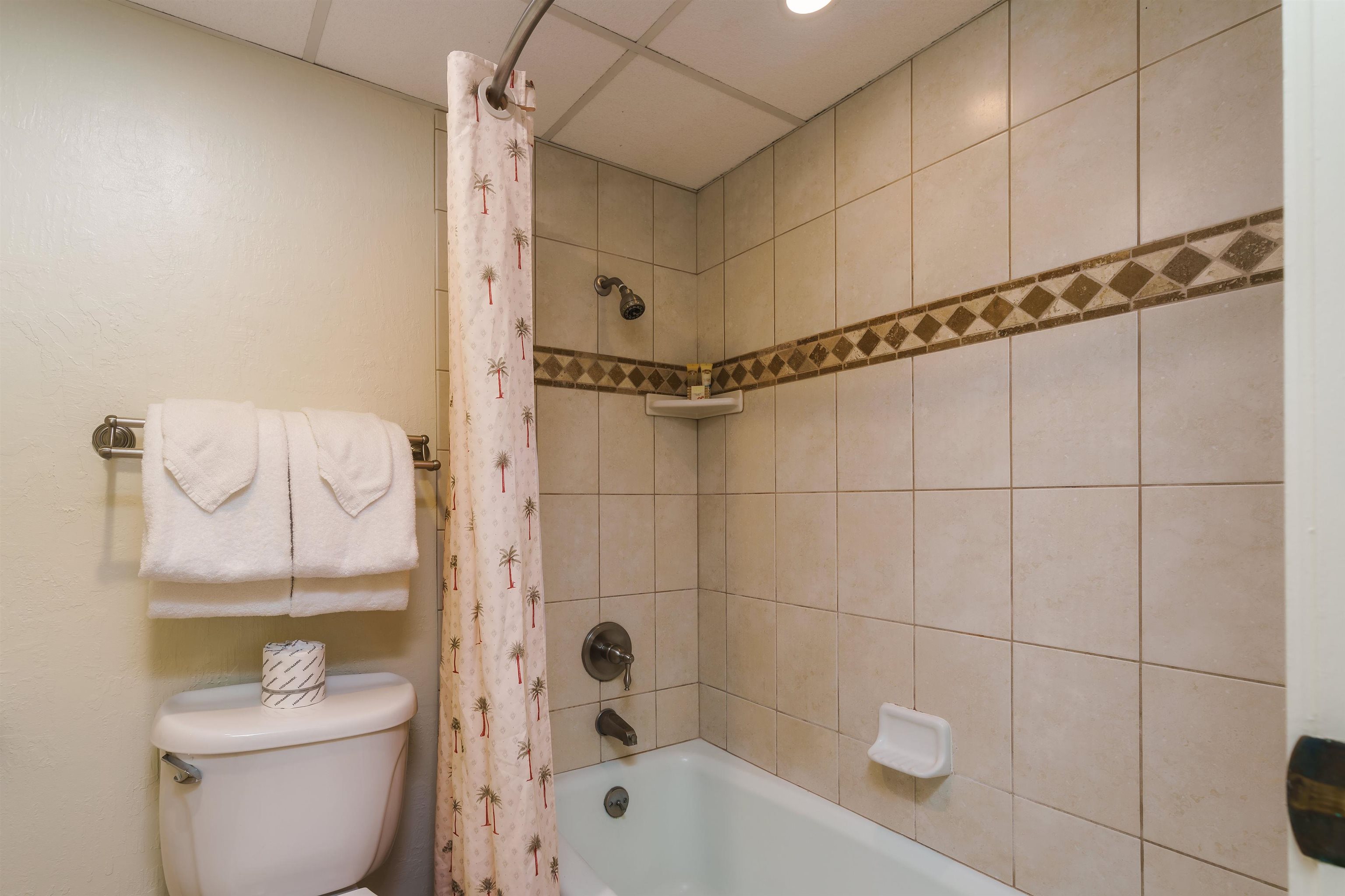 Kaanapali Shores condo # 721, Lahaina, Hawaii - photo 18 of 26