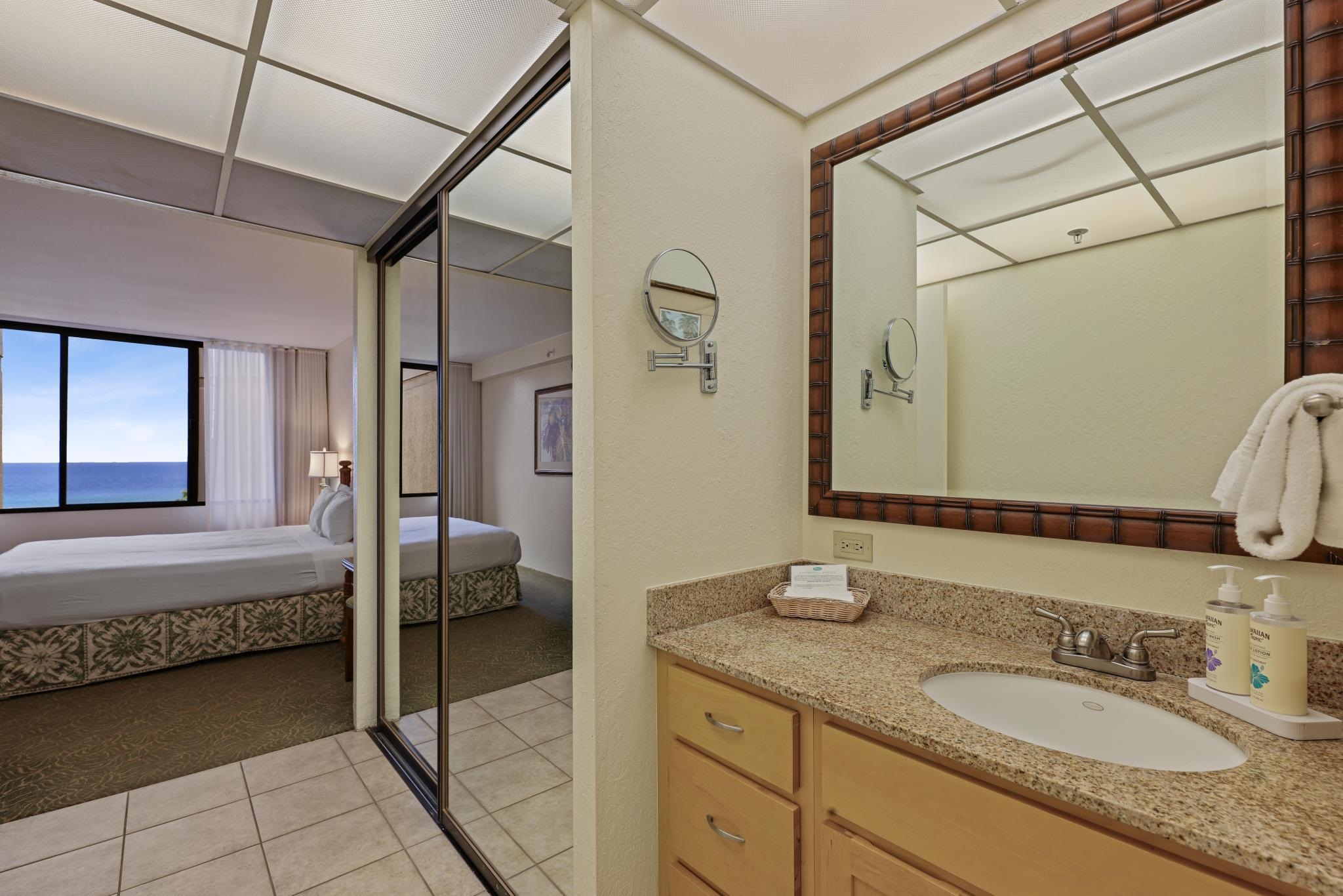 Kaanapali Shores condo # 727, Lahaina, Hawaii - photo 25 of 42